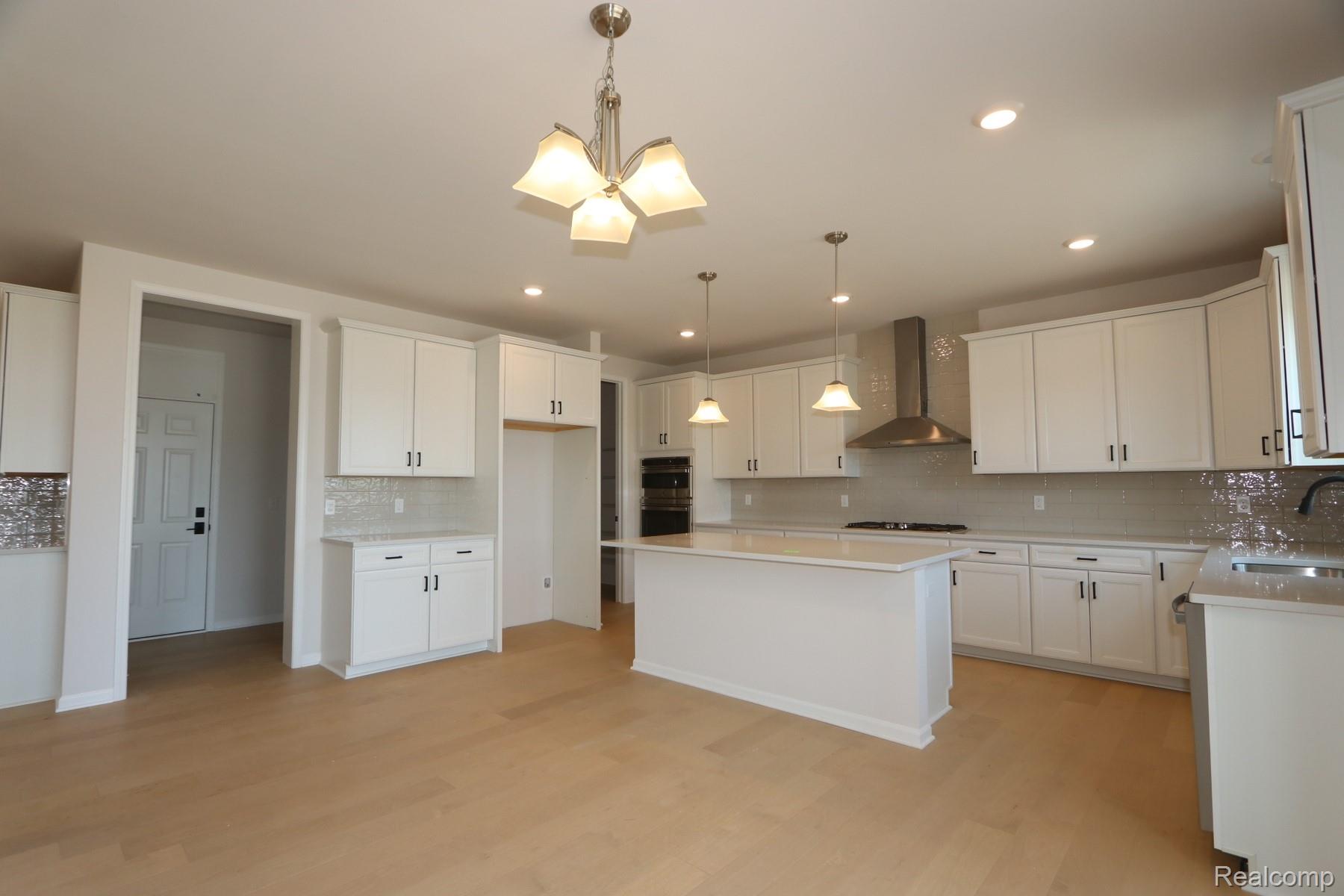 MLS #20250007289 img 0
