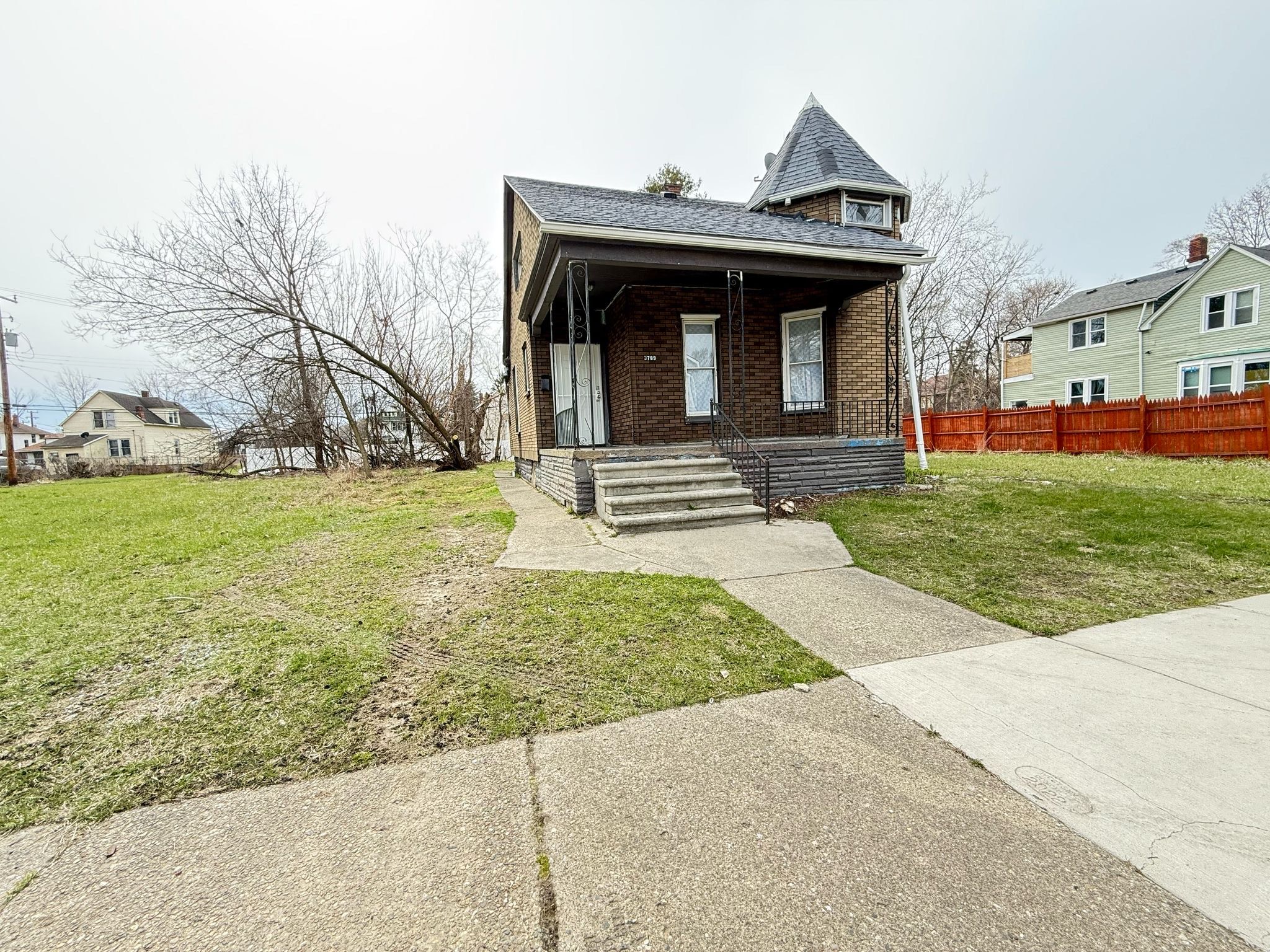 MLS #20250023085 img 0
