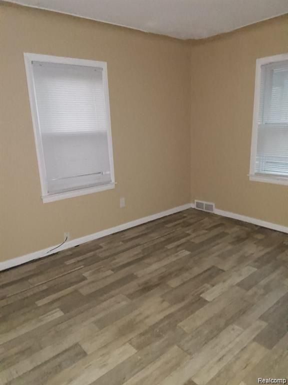 MLS #20250036946 img 0