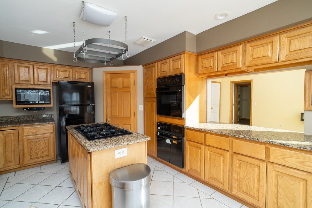 MLS #20250036954 img 0