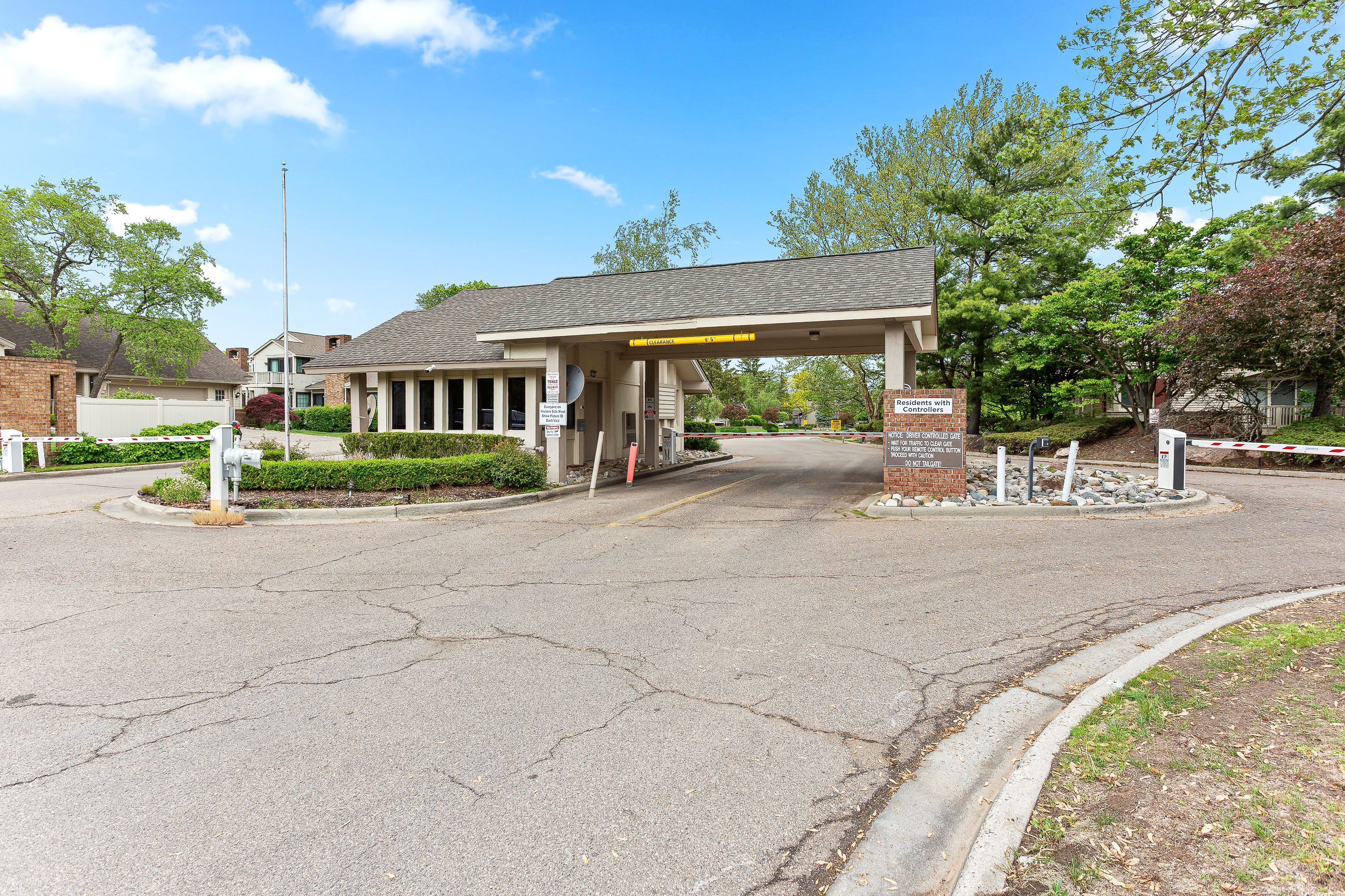 MLS #20250037098 img 0