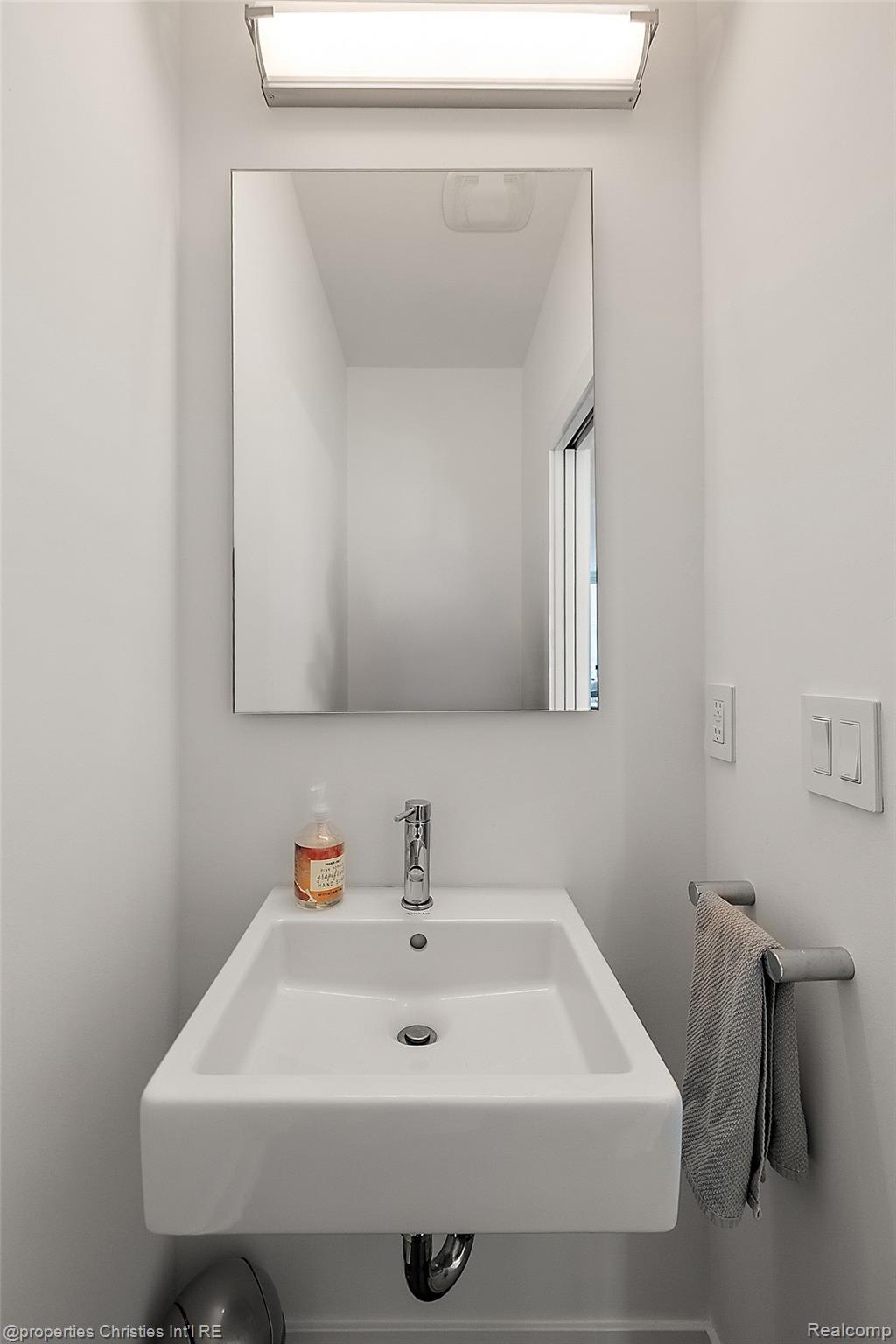 MLS #20251014168 img 0