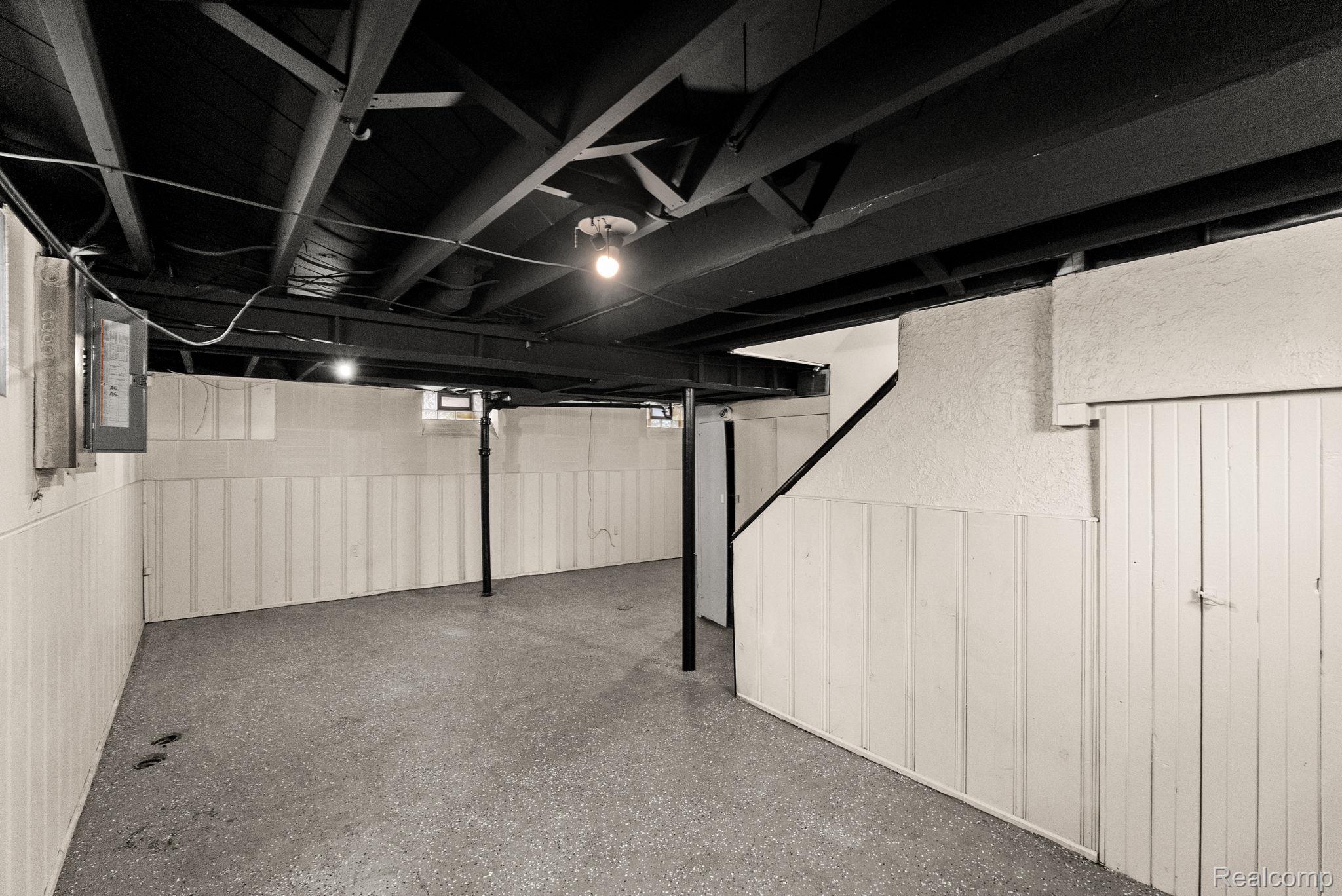 MLS #20251019377 img 0