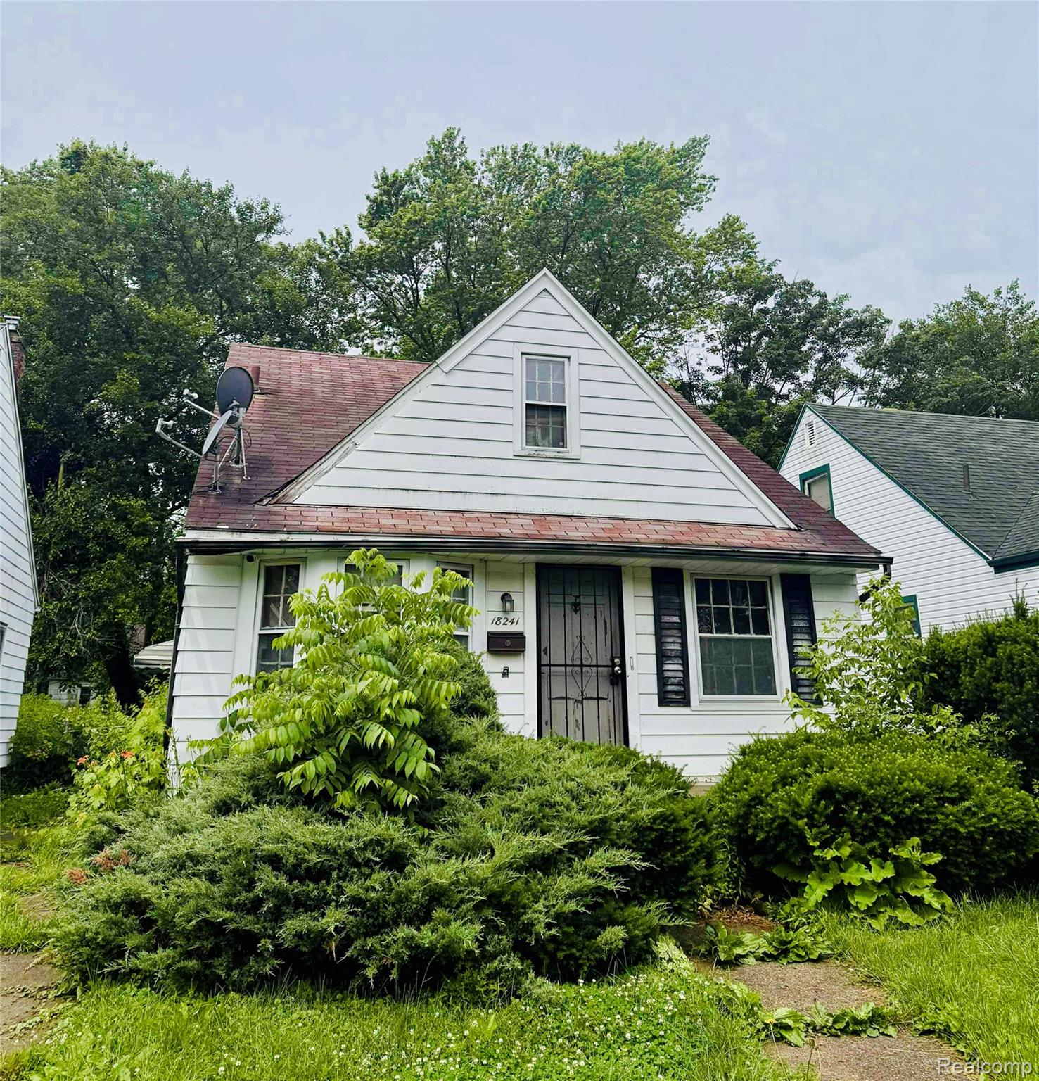 MLS #20251023627 img 0