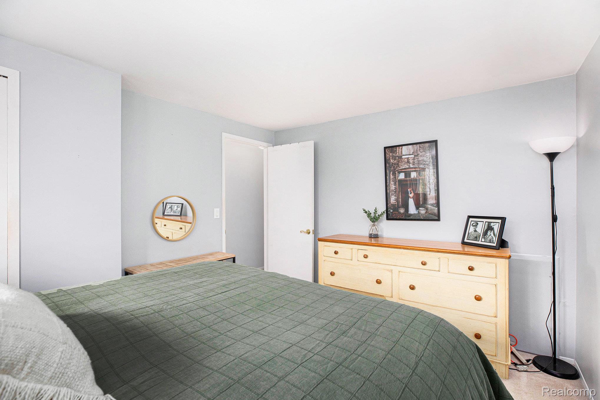 MLS #20251024777 img 0