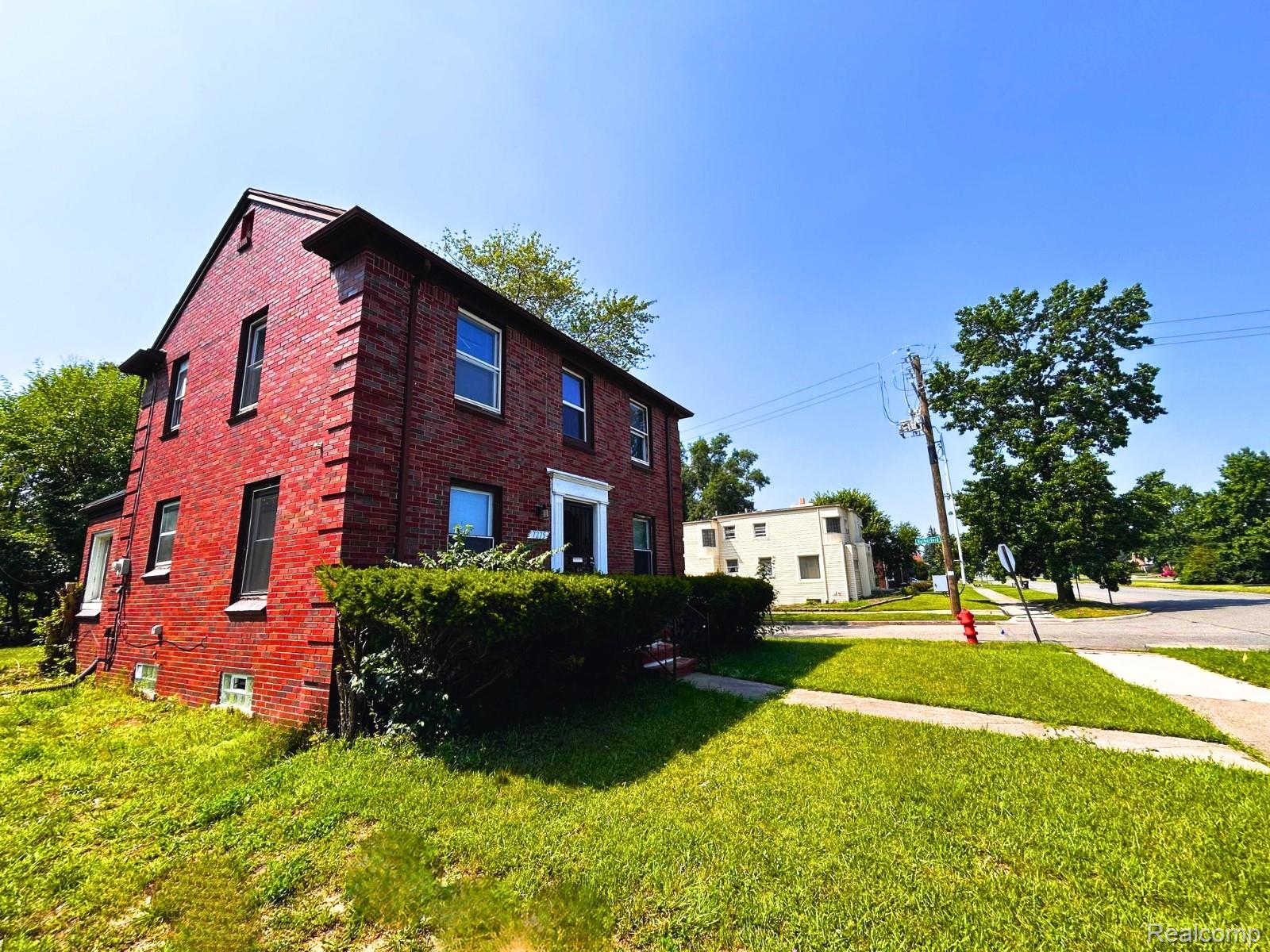 MLS #20251038012 image #0