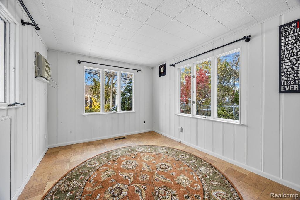 MLS #20251052702 image #0