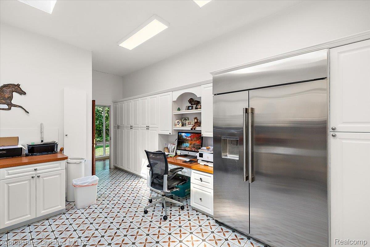 MLS #20251053672 image #0