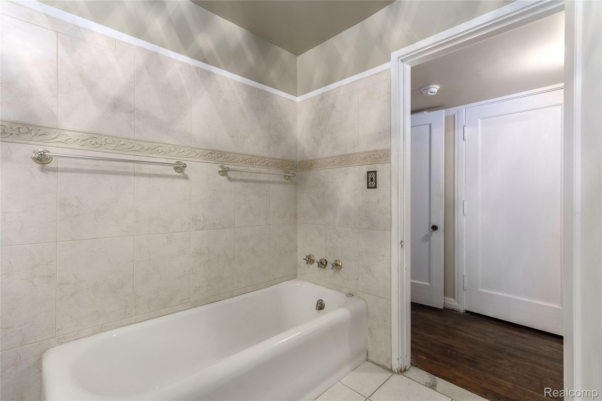 MLS #20251054080 image #0