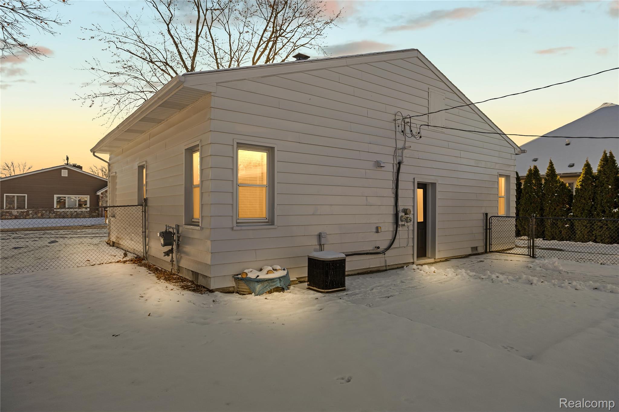 MLS #20251057997 image #0