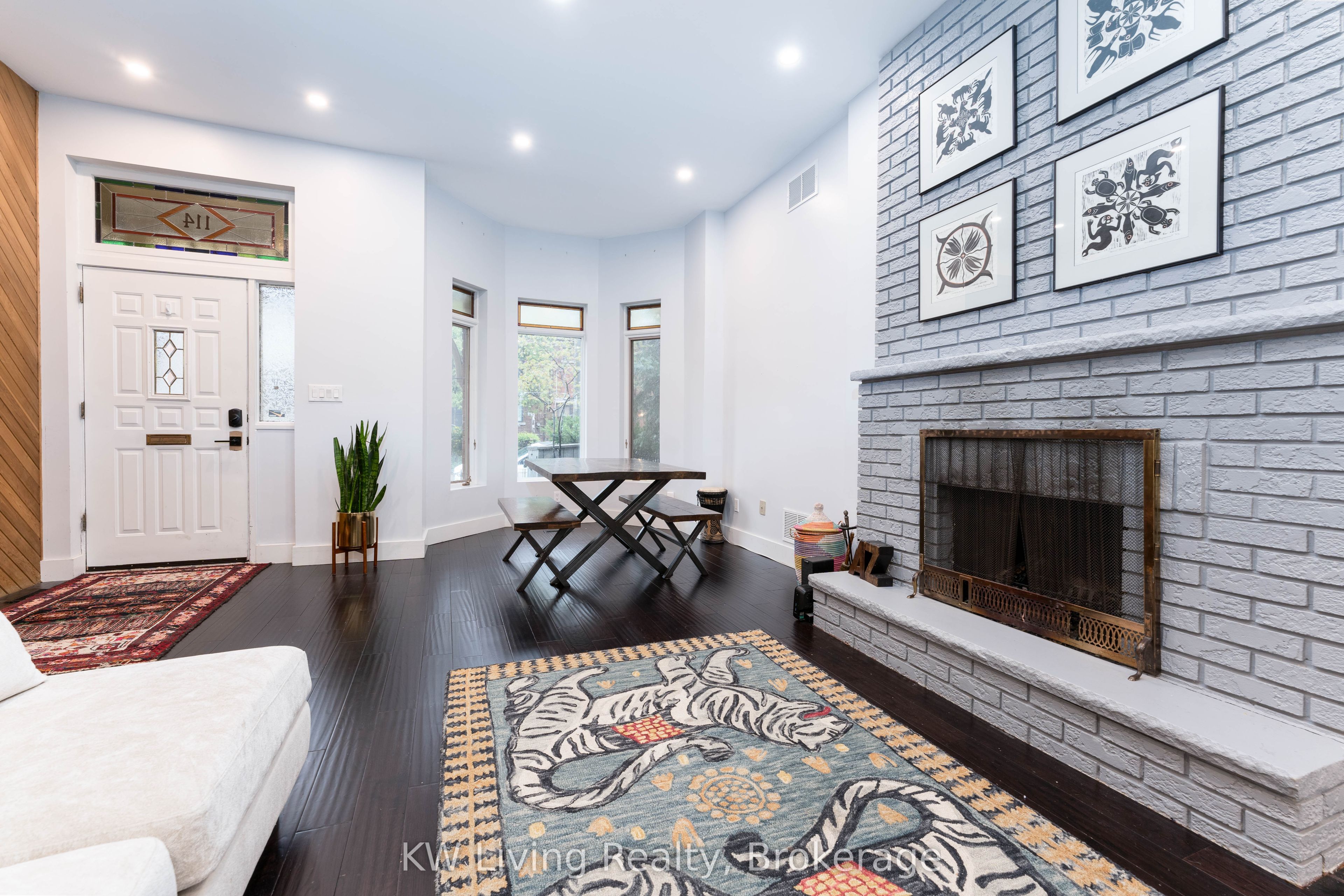 MLS #C12189956 image #2