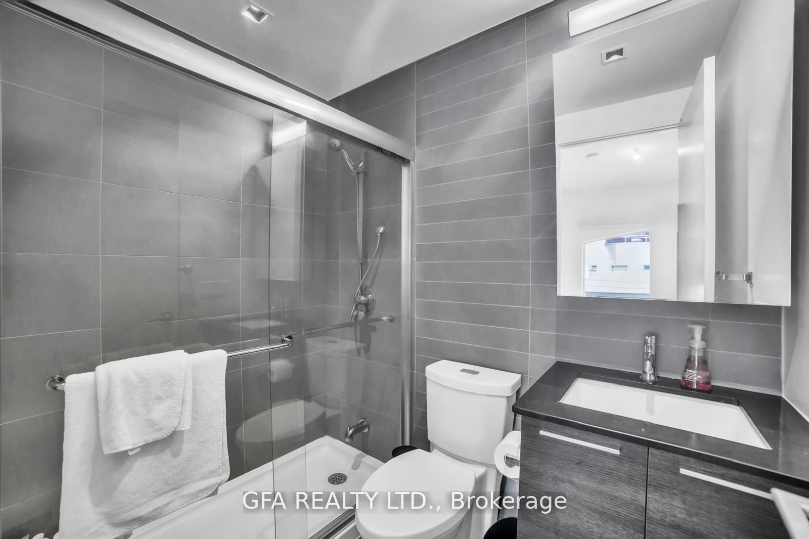 MLS #C12265322 image #12