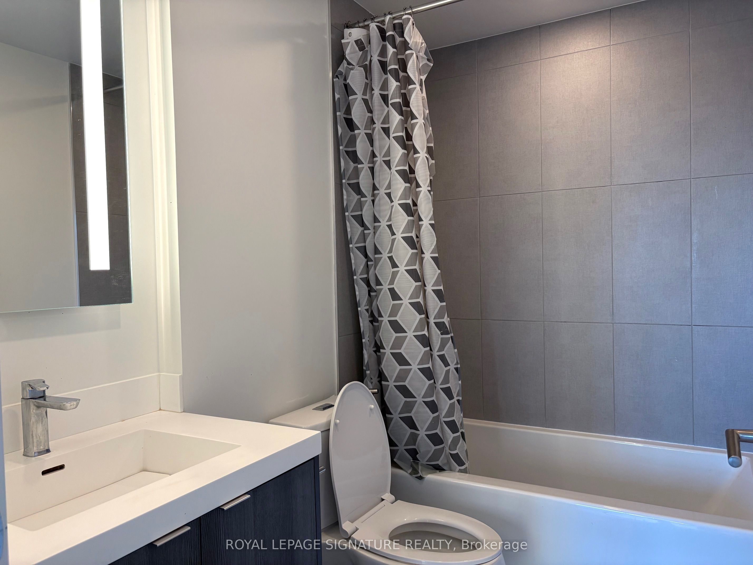 MLS #C12393715 image #12