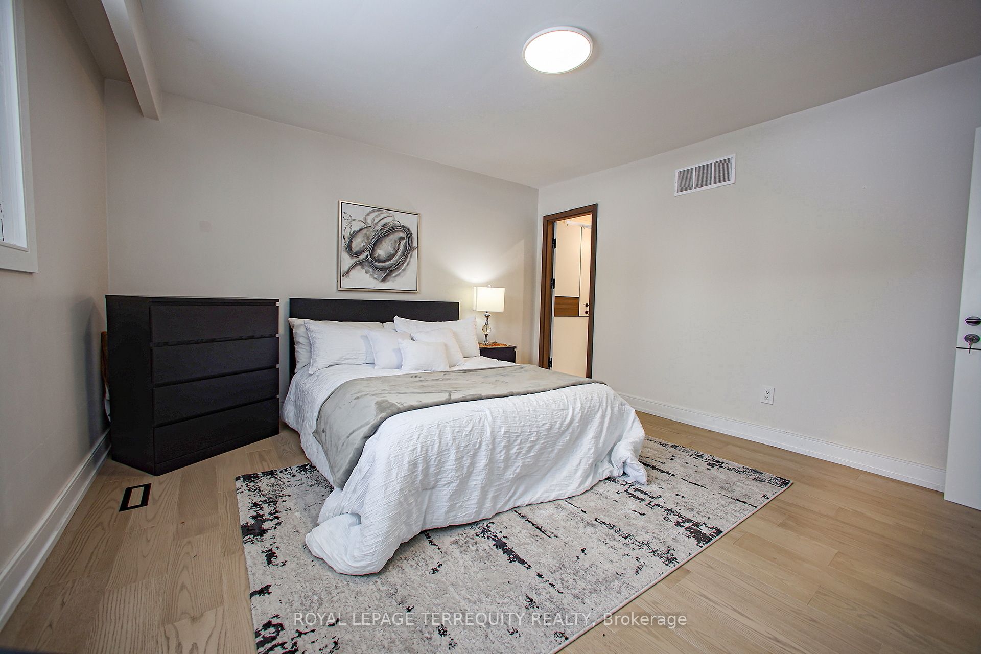 MLS #C12415688 image #36