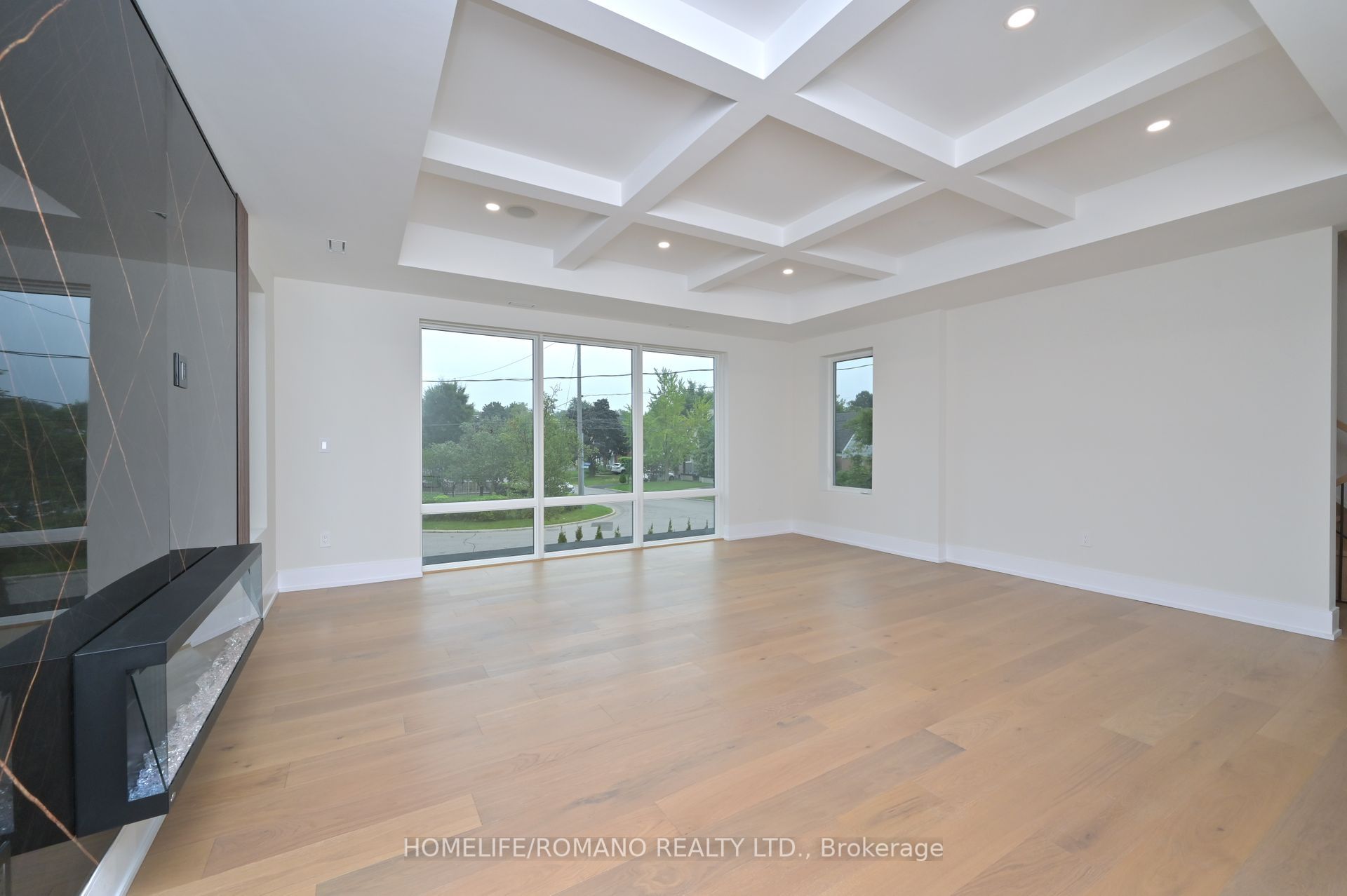 MLS #C12415903 image #14