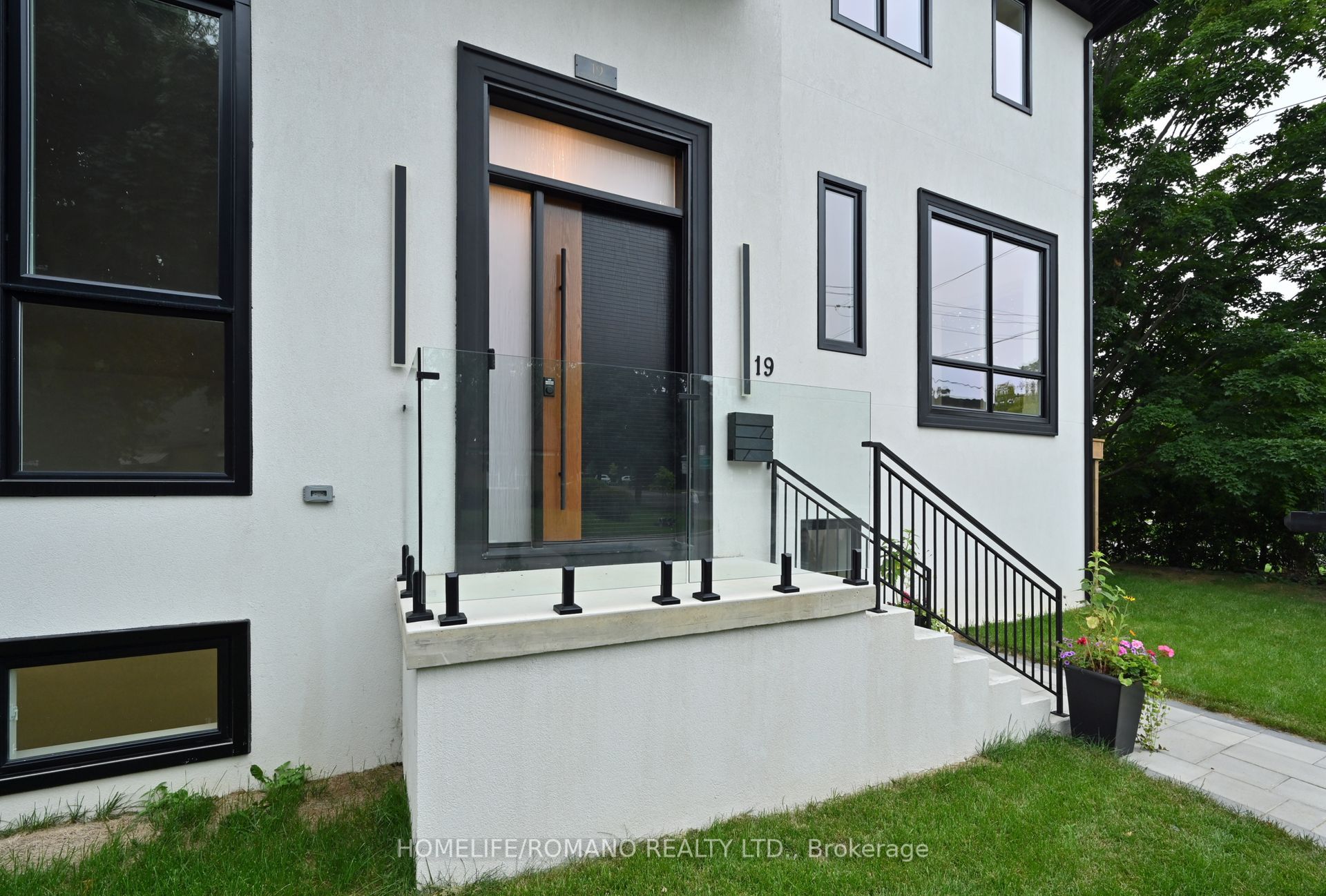 MLS #C12415903 image #2