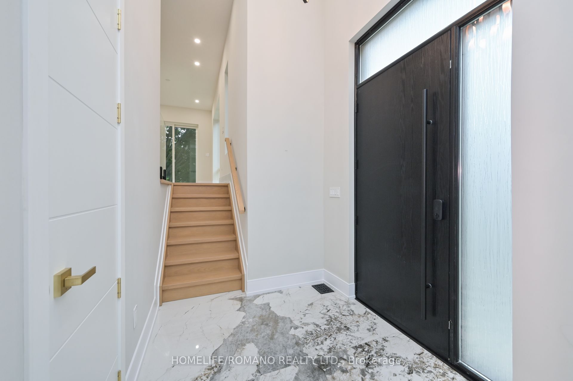 MLS #C12415903 image #5