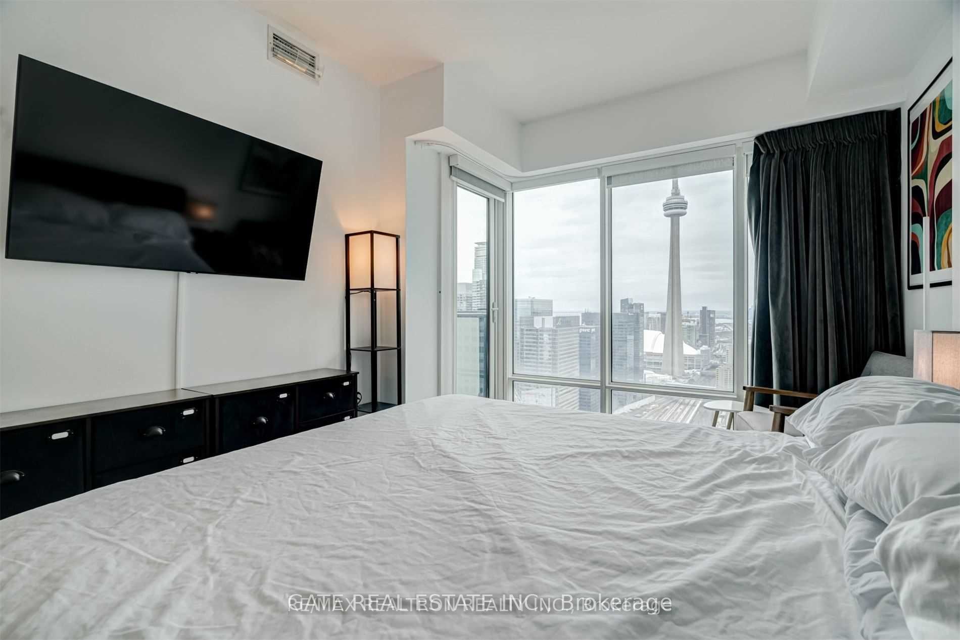 MLS #C12416454 image #12