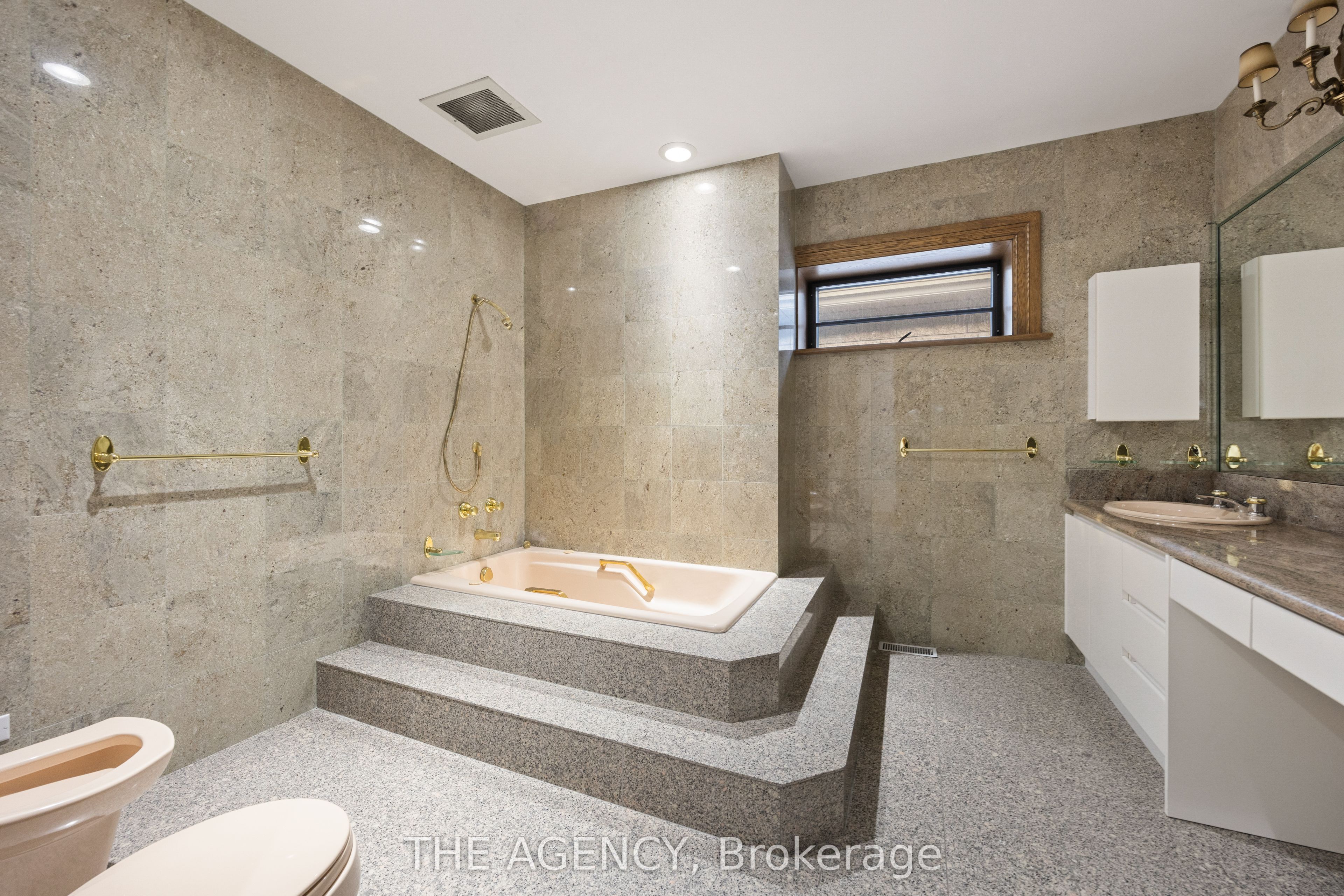 MLS #C12423588 image #16