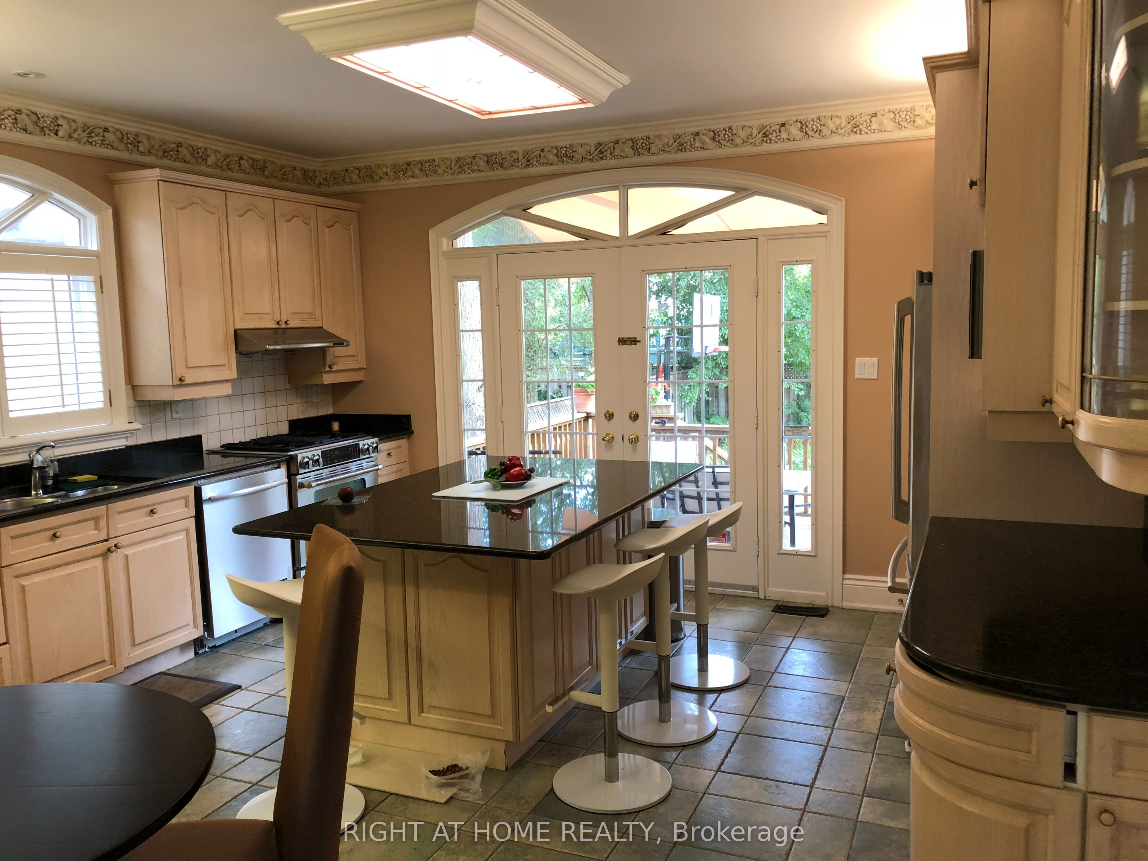 MLS #C12425499 image #5