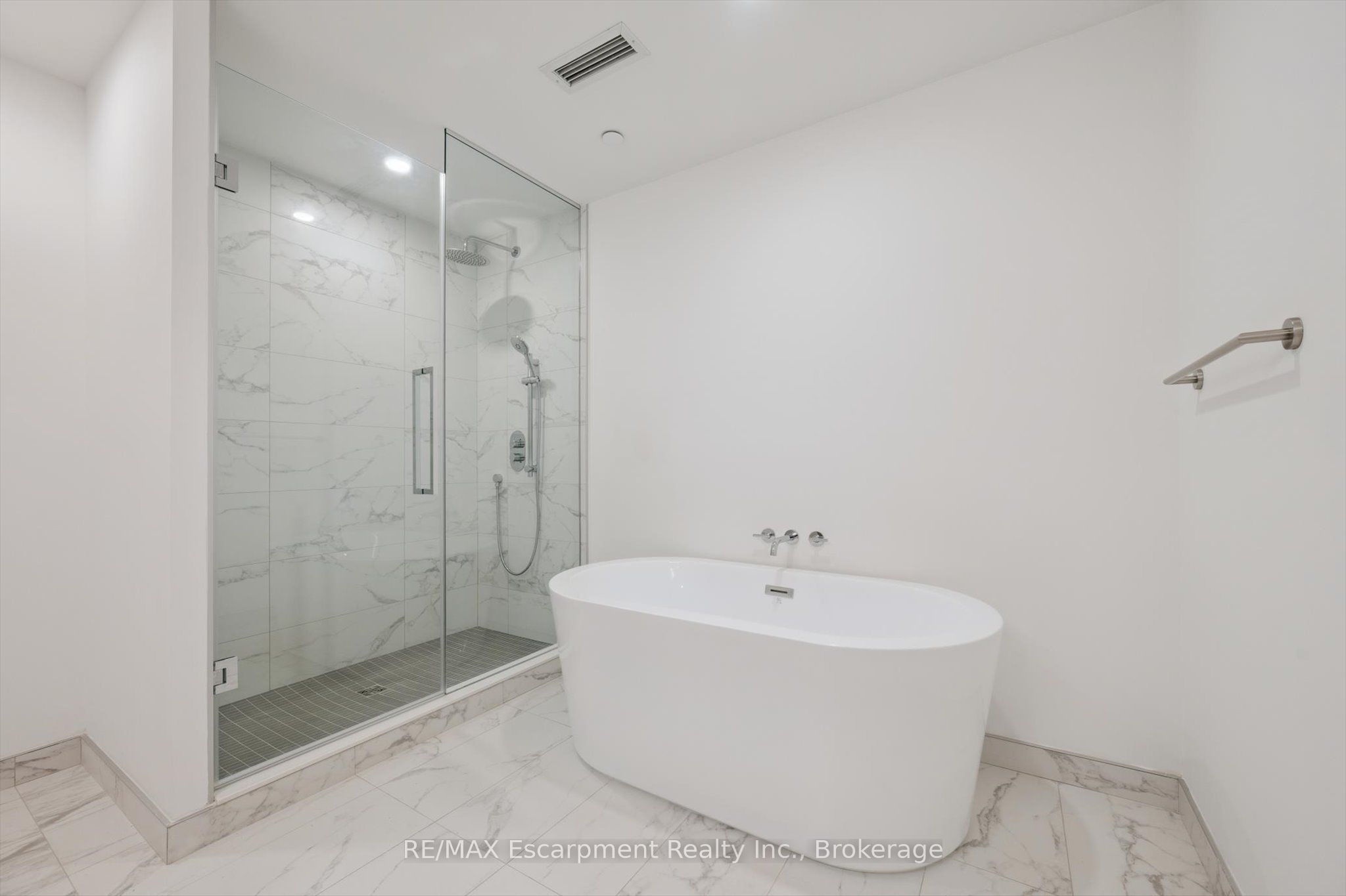 MLS #C12426530 image #17