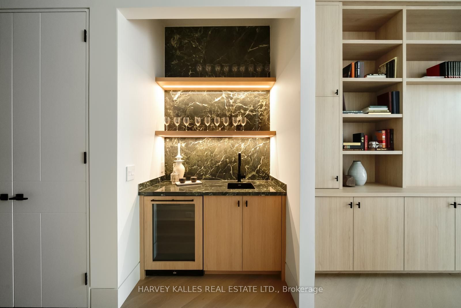 MLS #C12432865 image #30