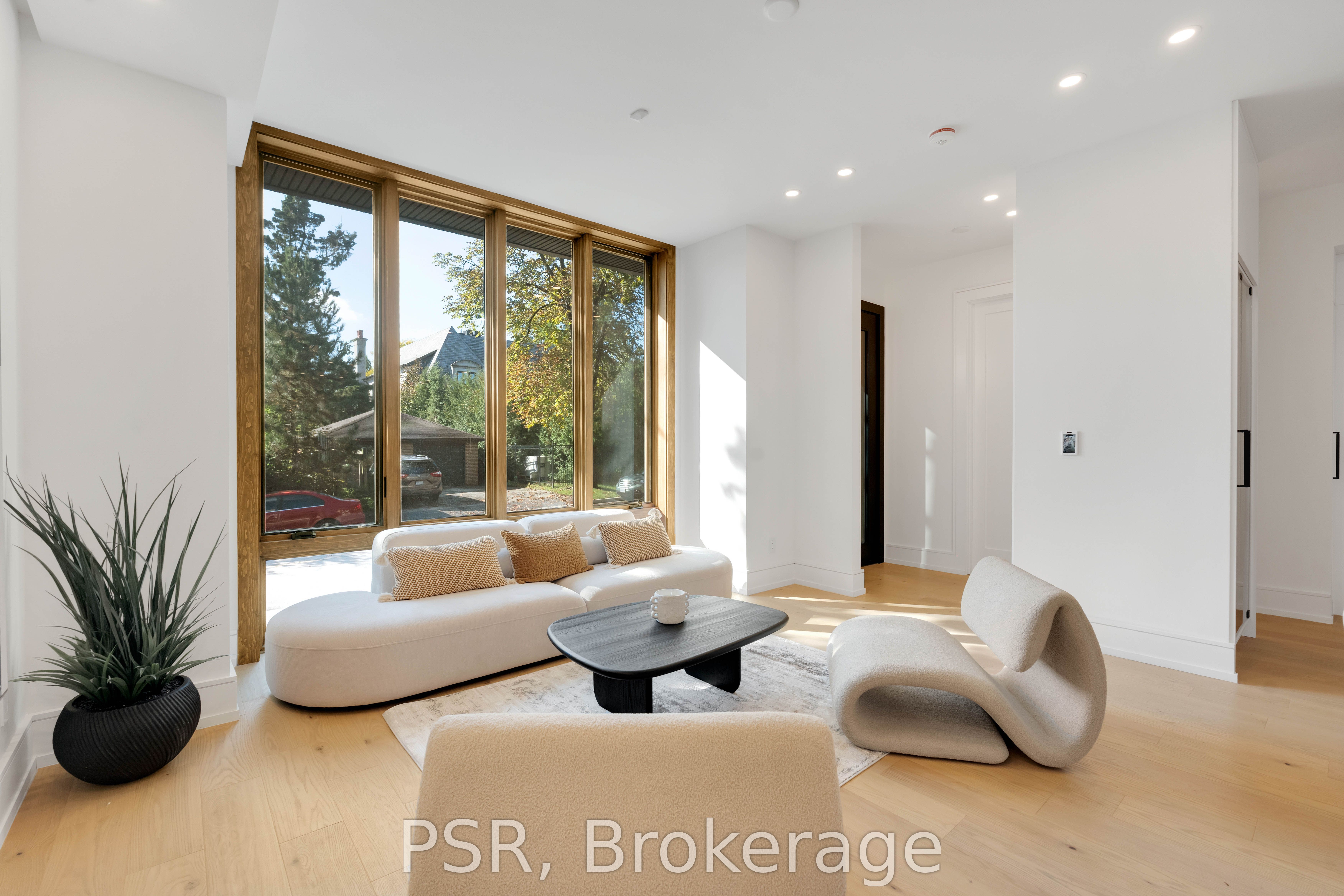 MLS #C12433226 image #1