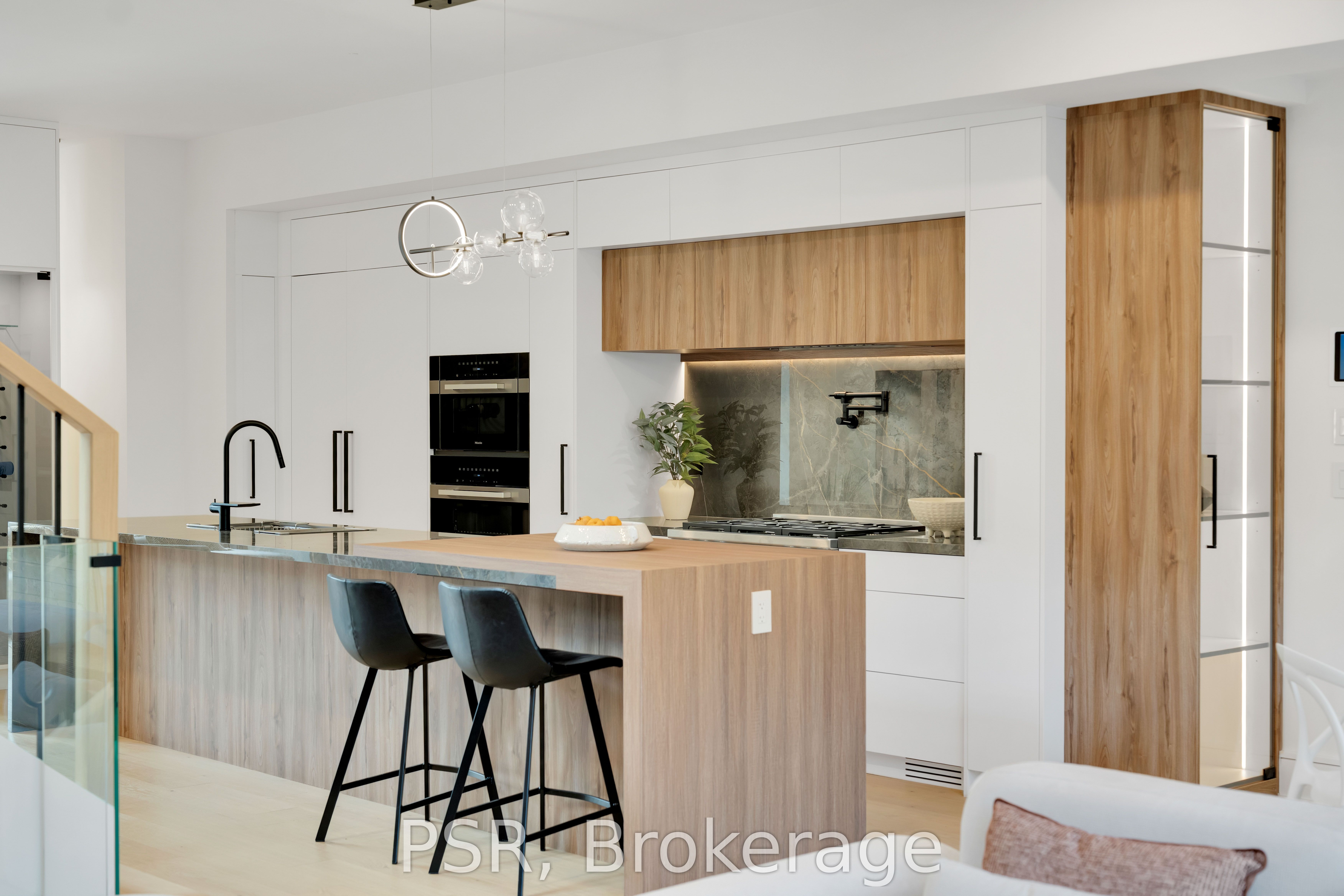 MLS #C12433226 image #7