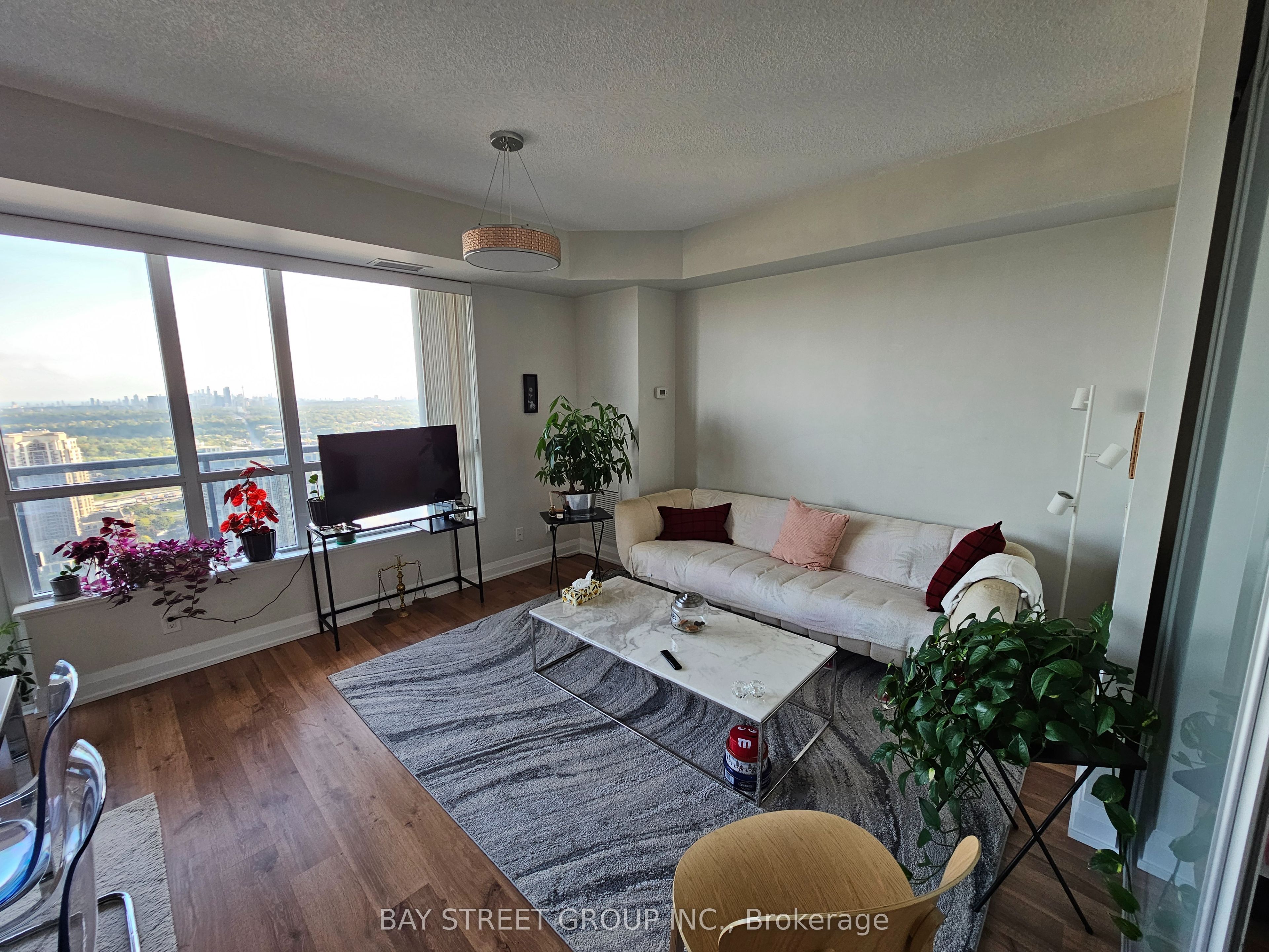 MLS #C12435868 image #15