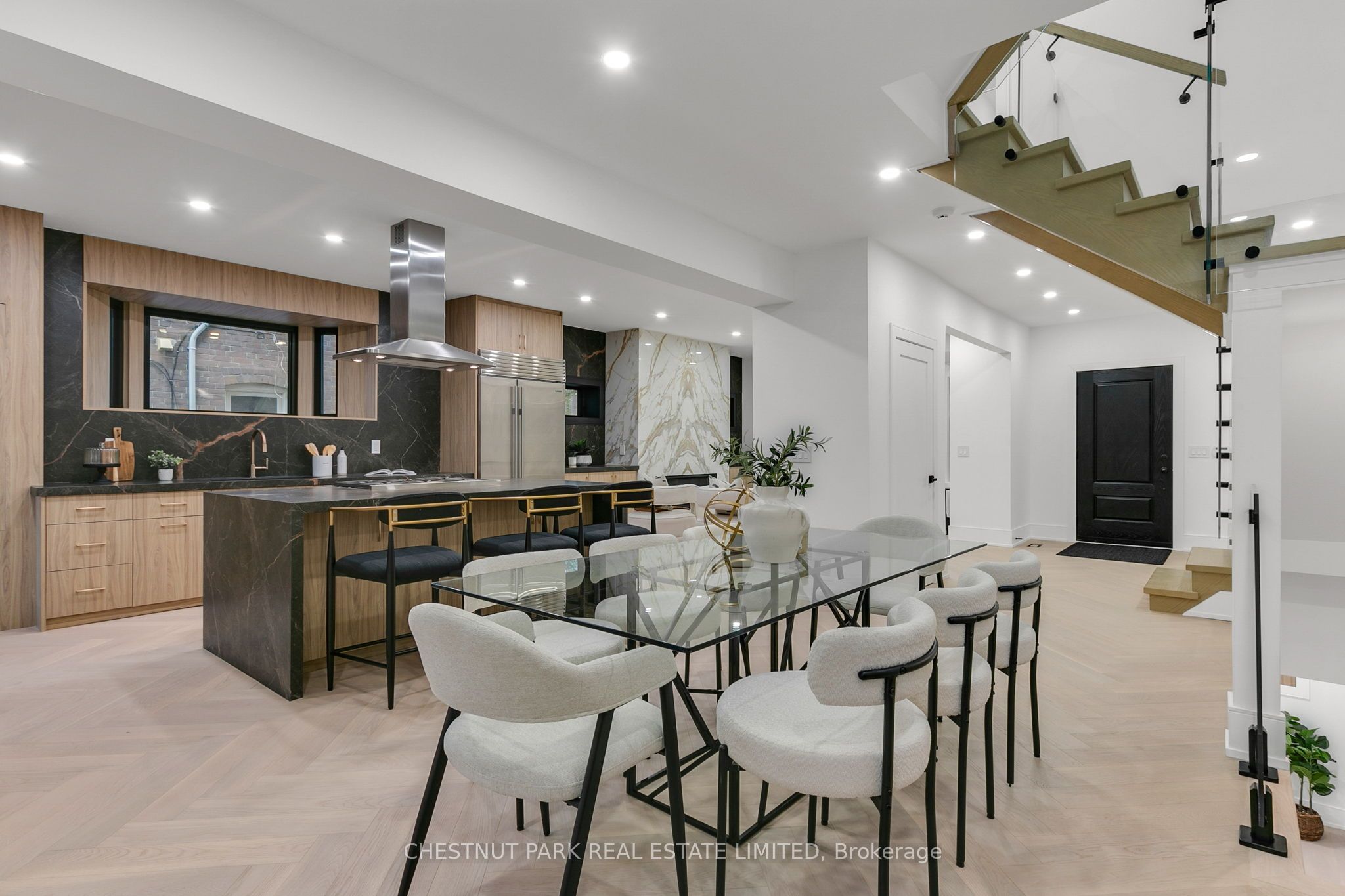 MLS #C12439196 image #8