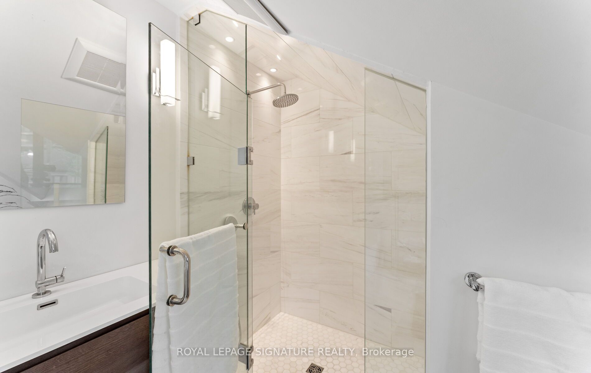 MLS #C12442819 image #35