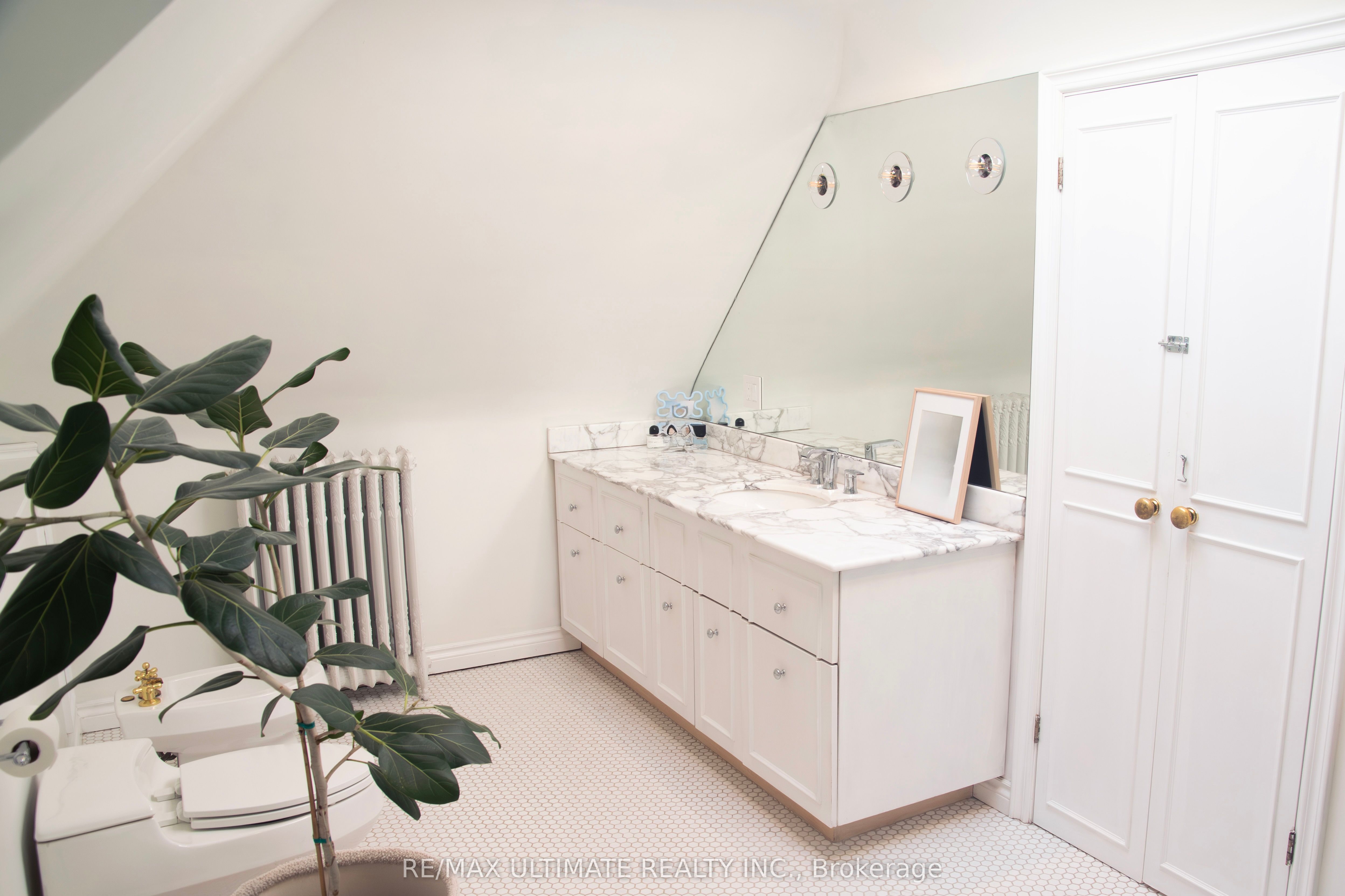 MLS #C12446183 image #16