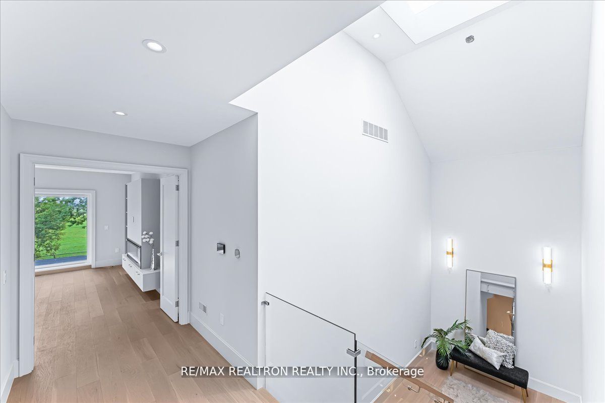 MLS #C12448824 image #19