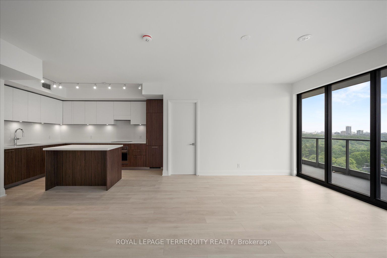 MLS #C12449934 image #6