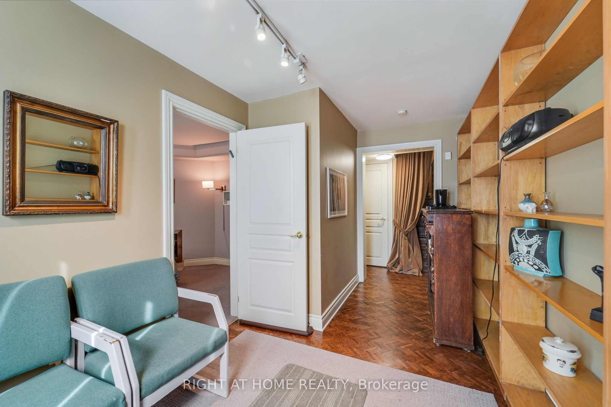 MLS #C12452579 image #32