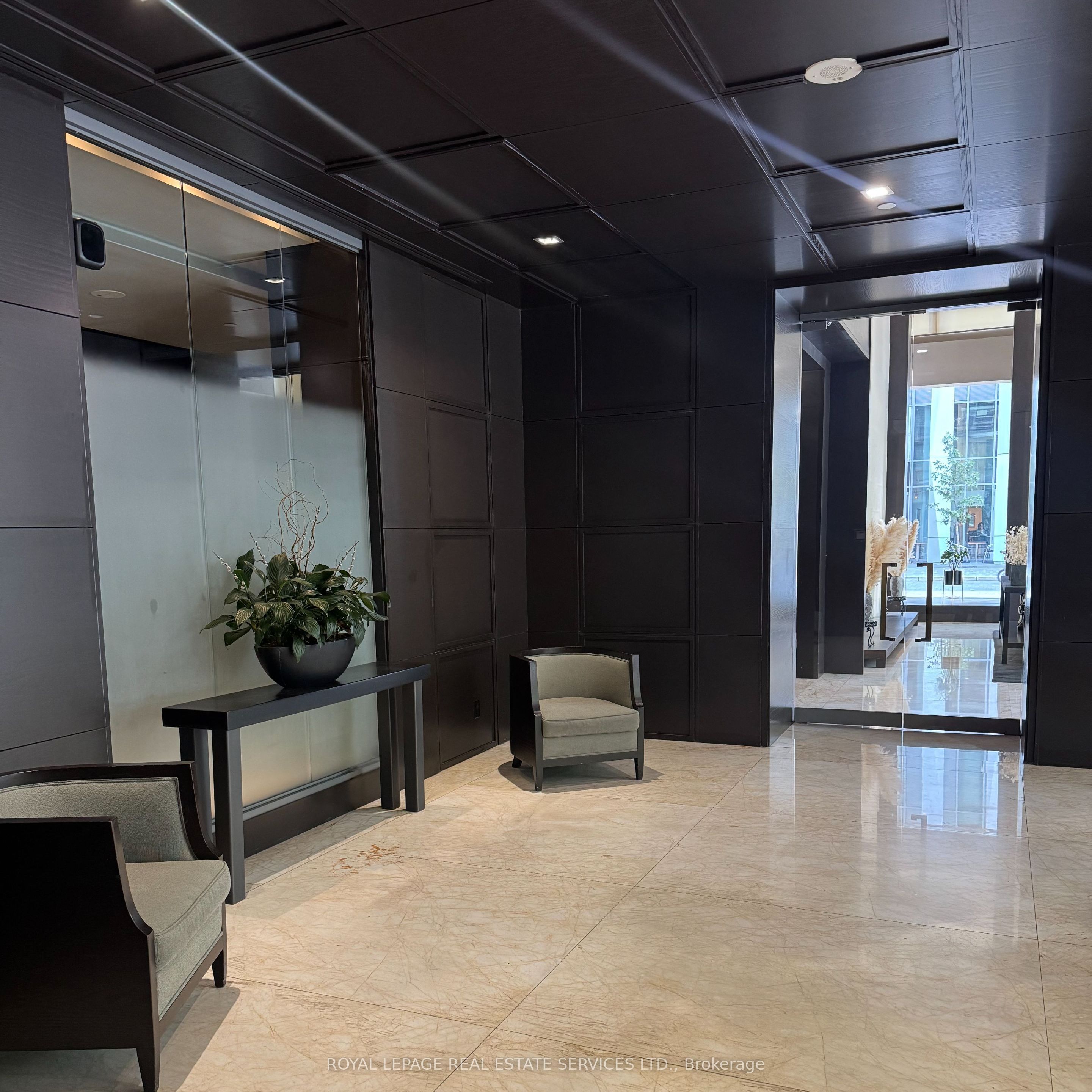 MLS #C12455759 image #2