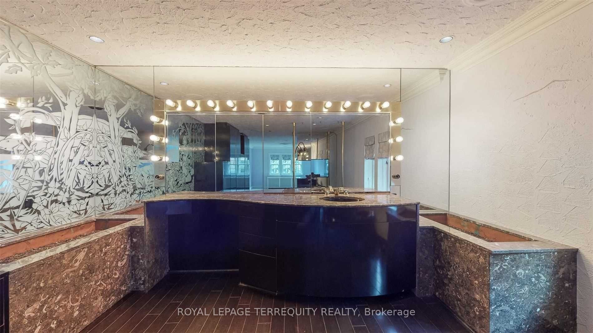 MLS #C12461102 image #12