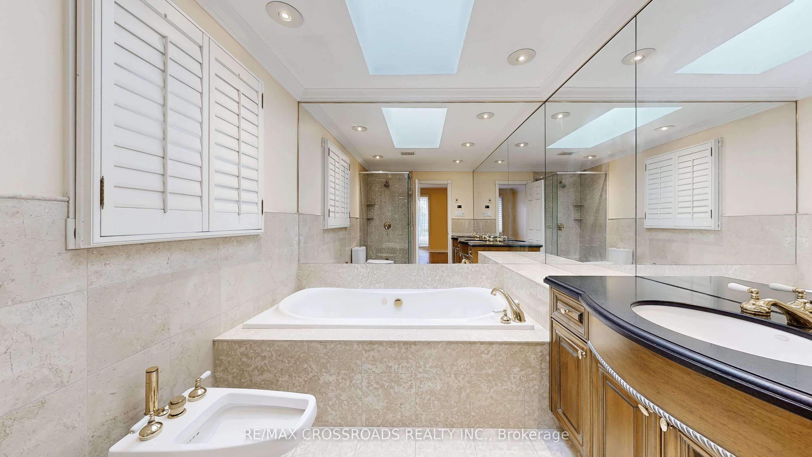 MLS #C12461498 image #12