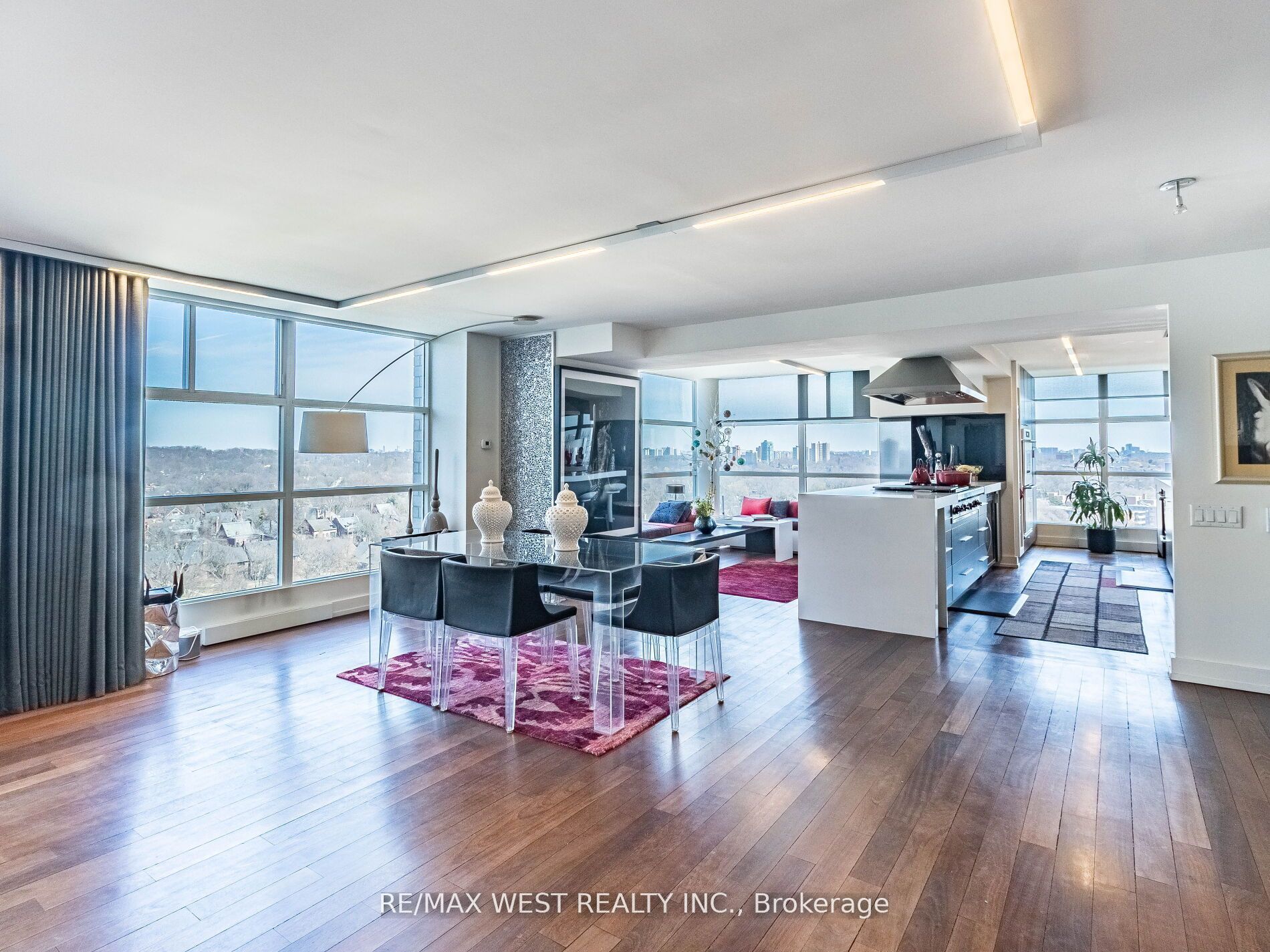 MLS #C12465491 image #12