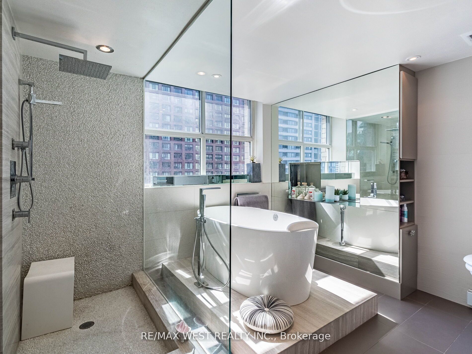 MLS #C12465491 image #24