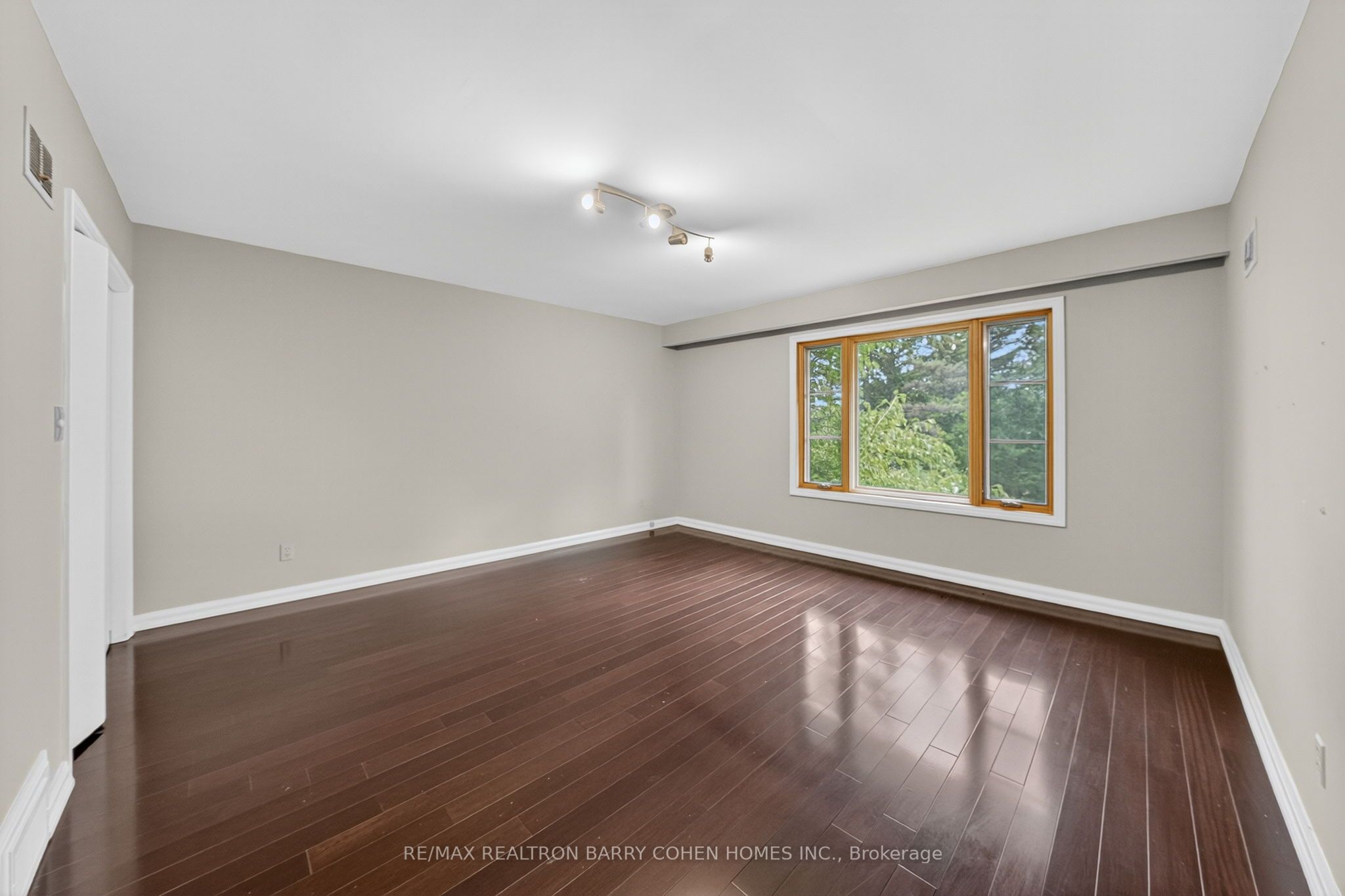 MLS #C12468422 image #11