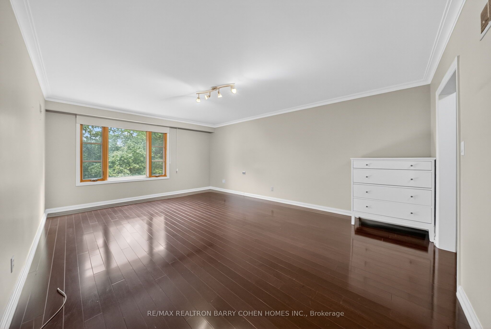 MLS #C12468422 image #8