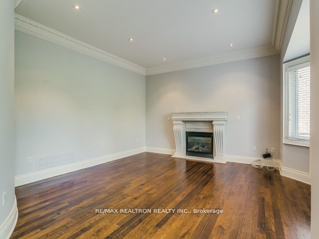 MLS #C12474220 image #12