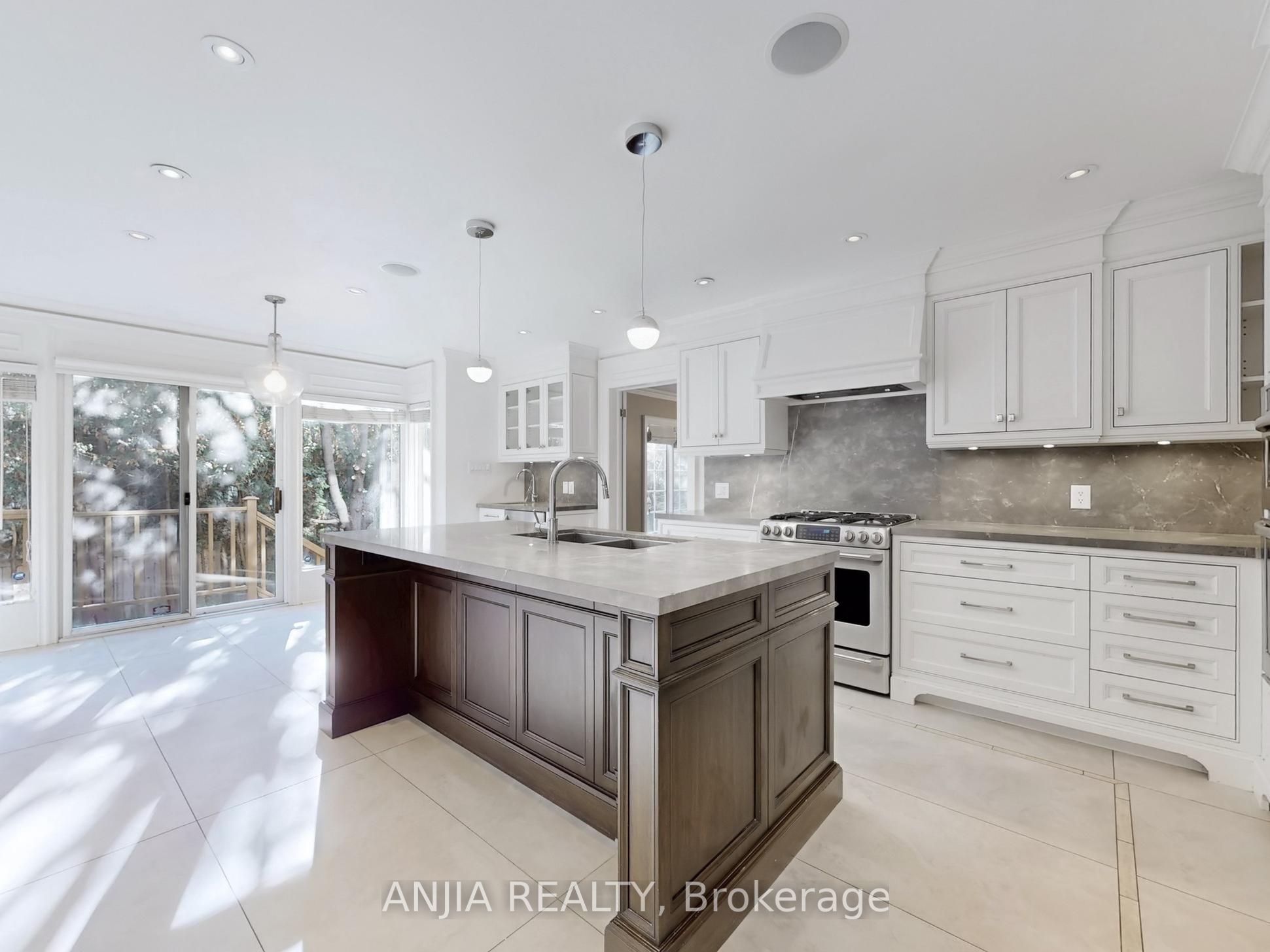 MLS #C12474291 image #16