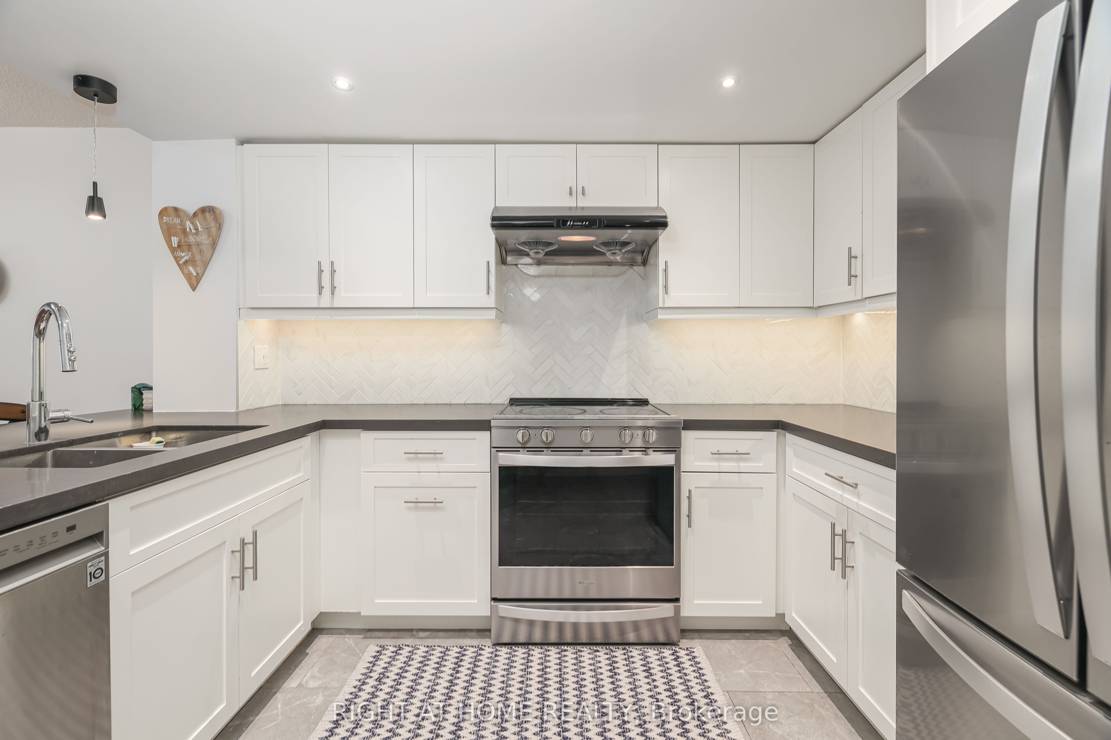 MLS #C12478131 image #14