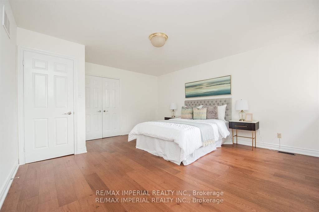 MLS #C12482131 image #12