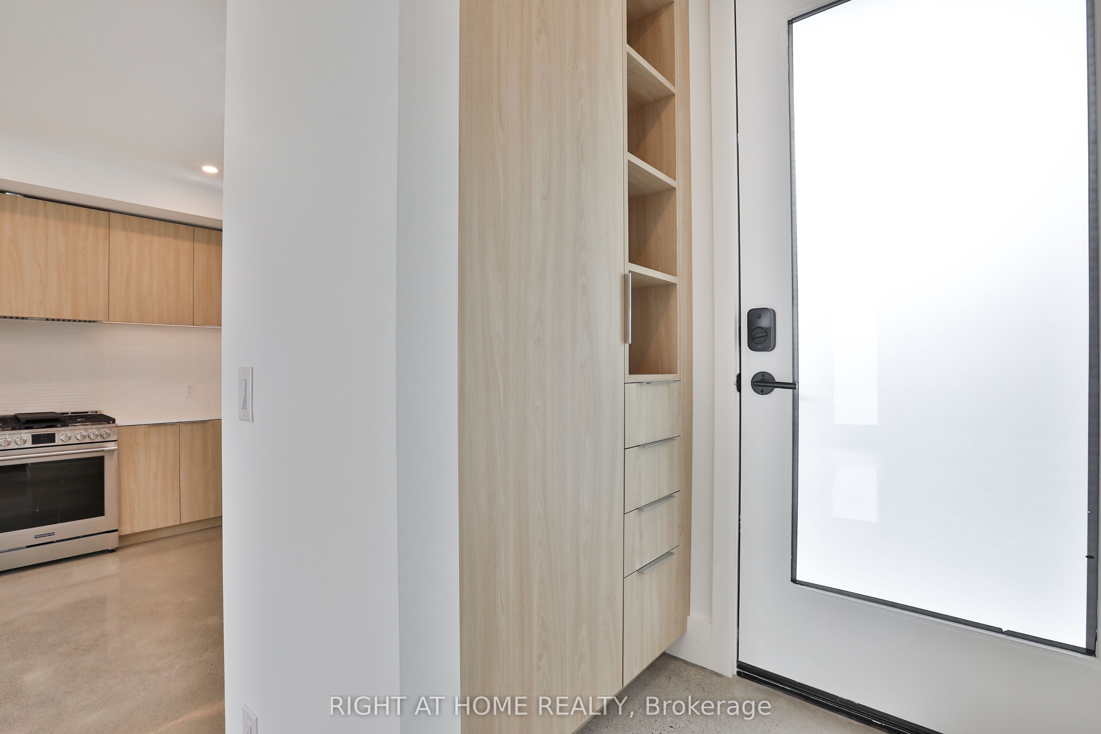 MLS #C12485505 image #2