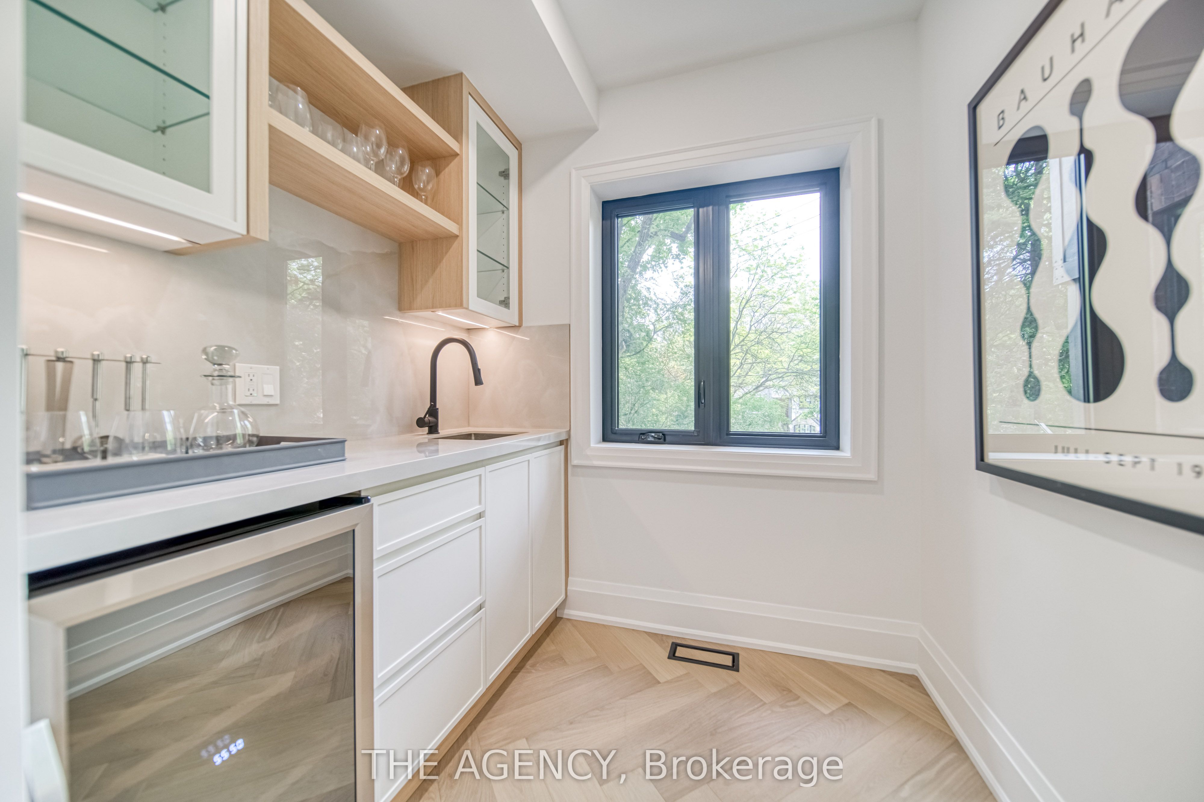 MLS #C12486477 image #12