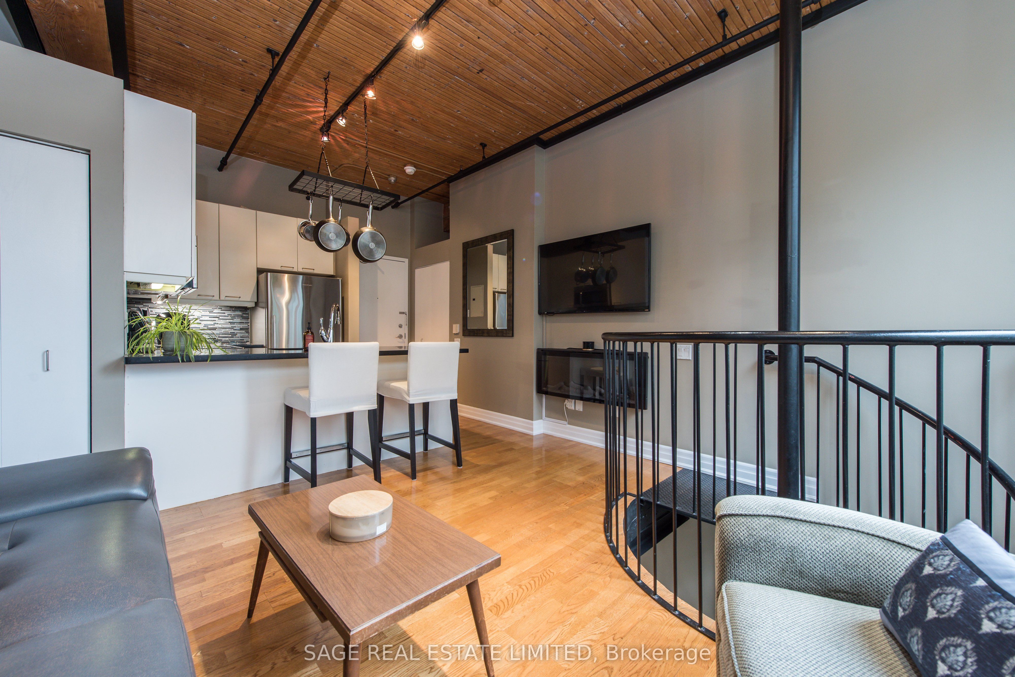 MLS #C12488560 image #0