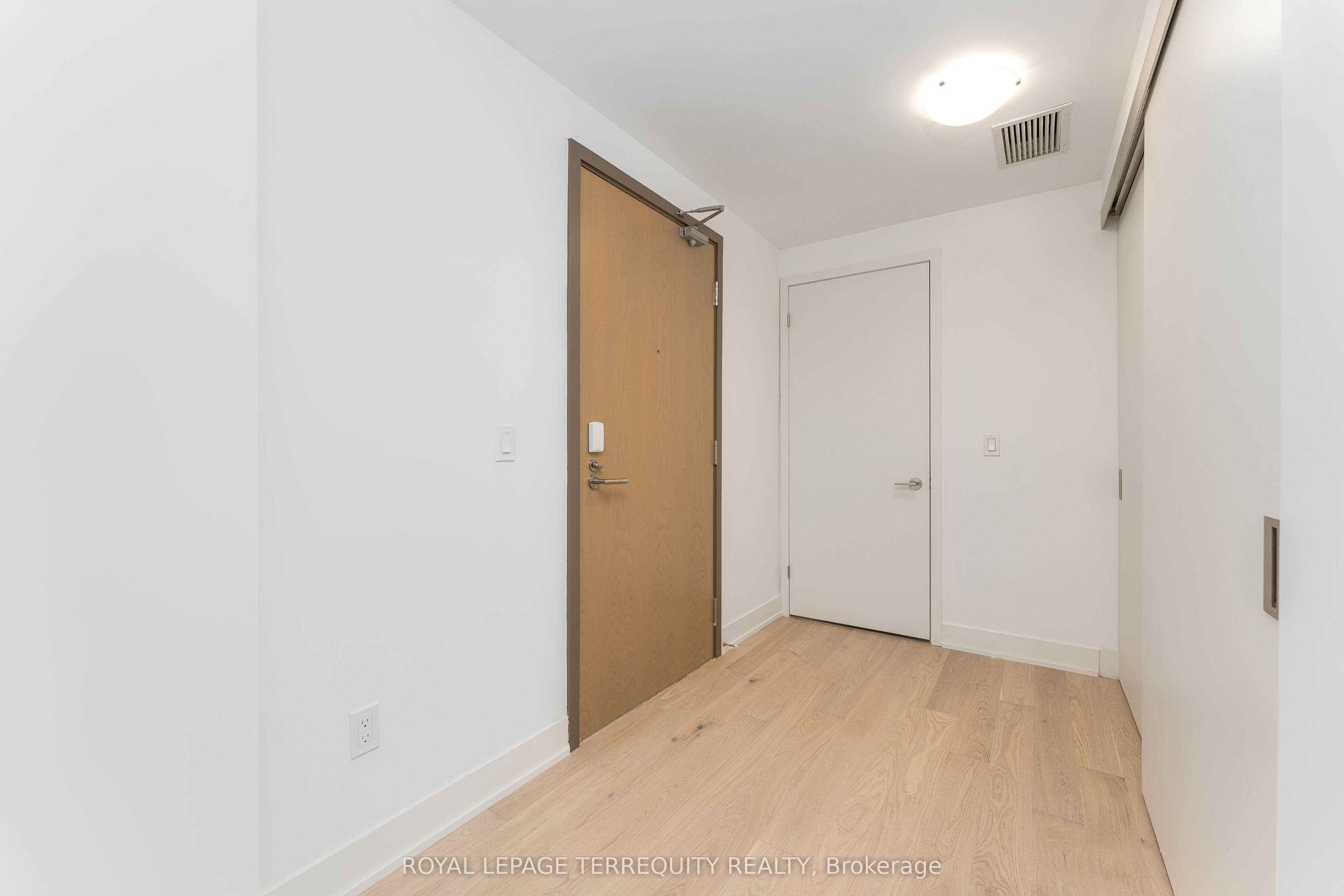 MLS #C12493166 image #16